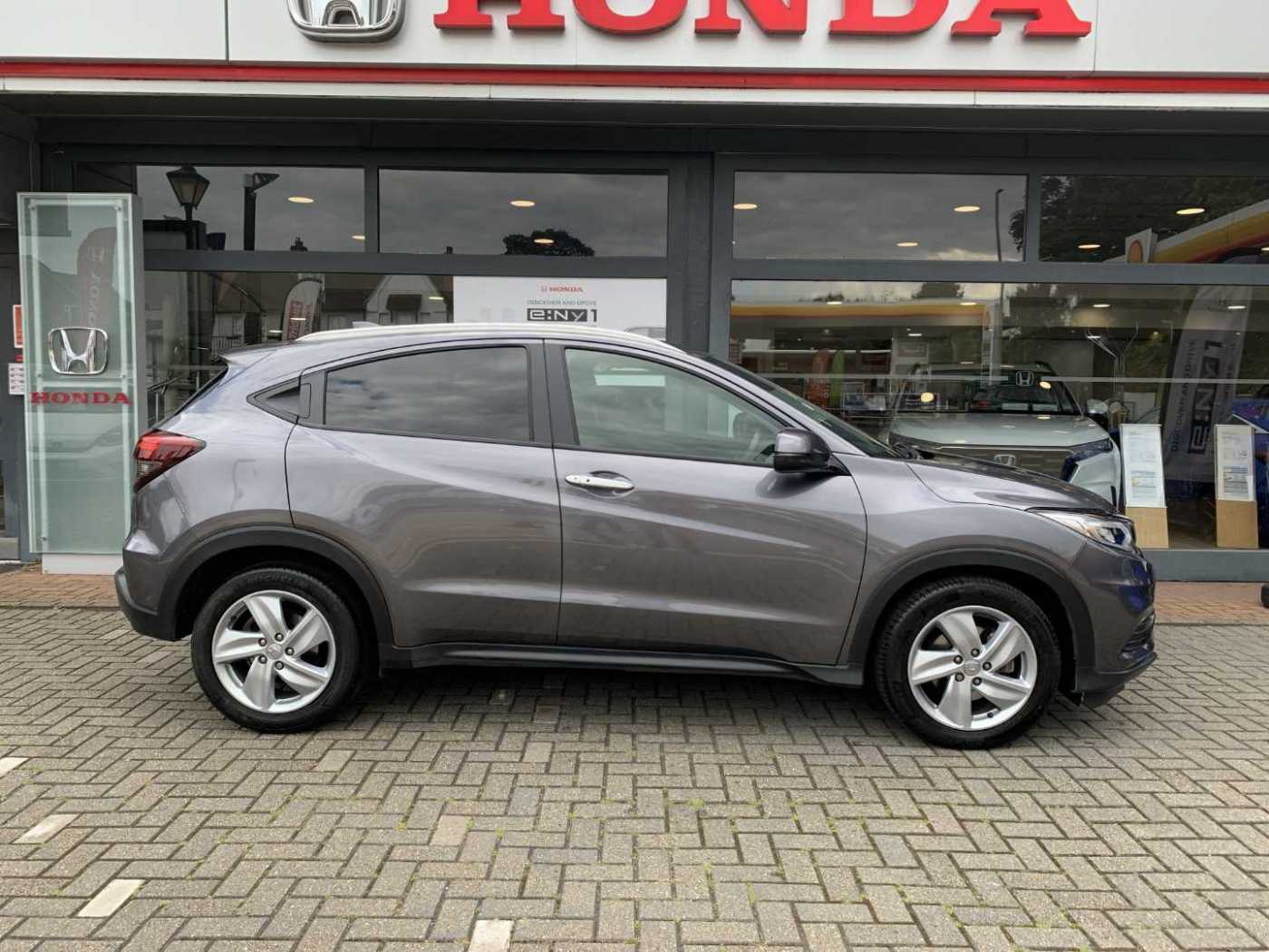 Honda HR-V 1.5 i-VTEC EX CVT 5dr - Image 5