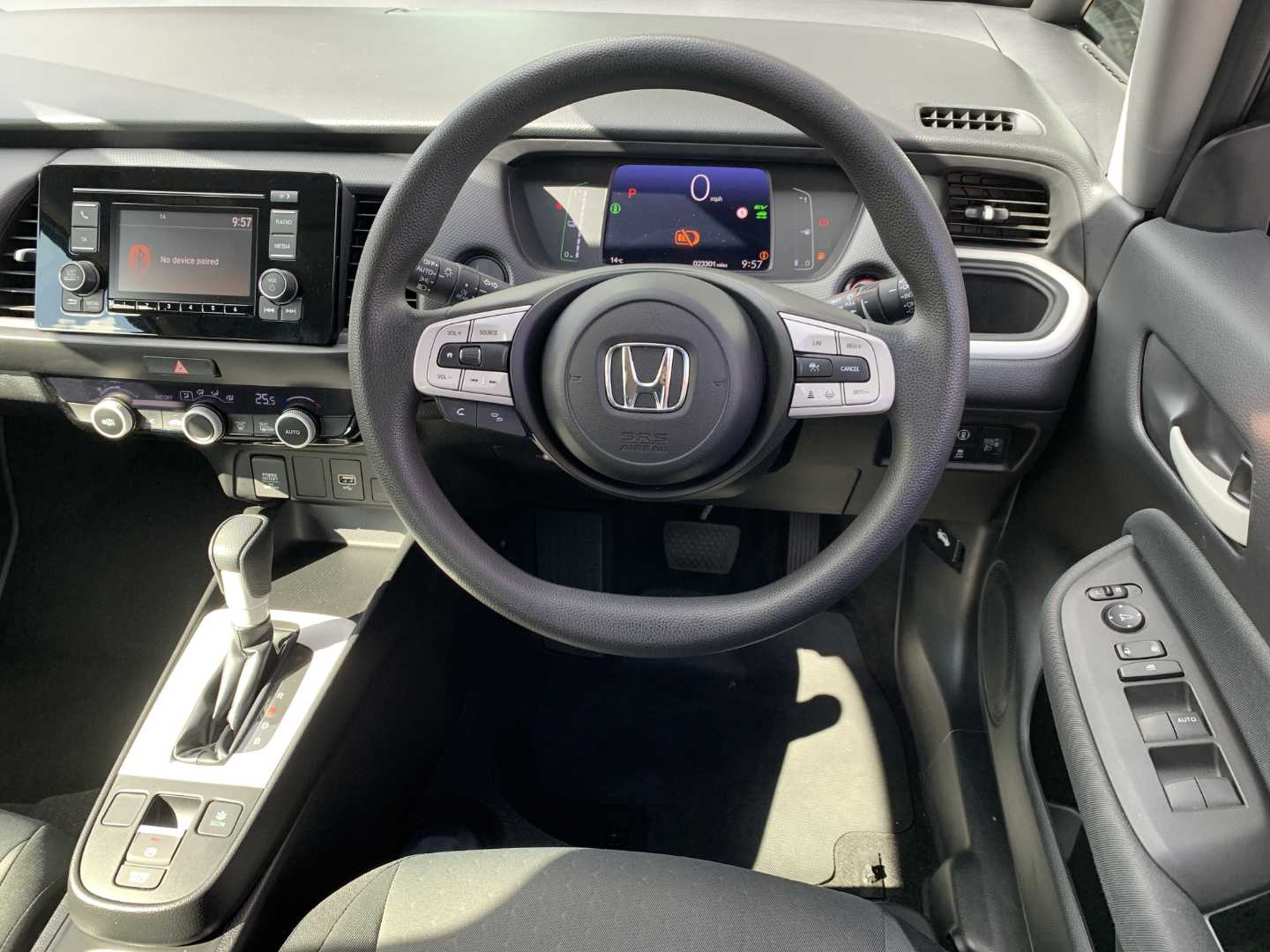 Honda JAZZ 1.5 i-MMD Hybrid SE 5dr eCVT - Image 16