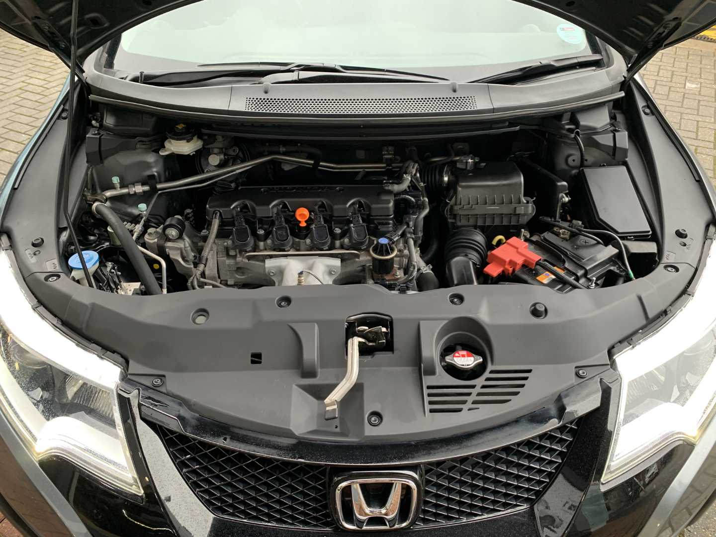 Honda CIVIC 1.8 i-VTEC SR 5dr Auto - Image 20
