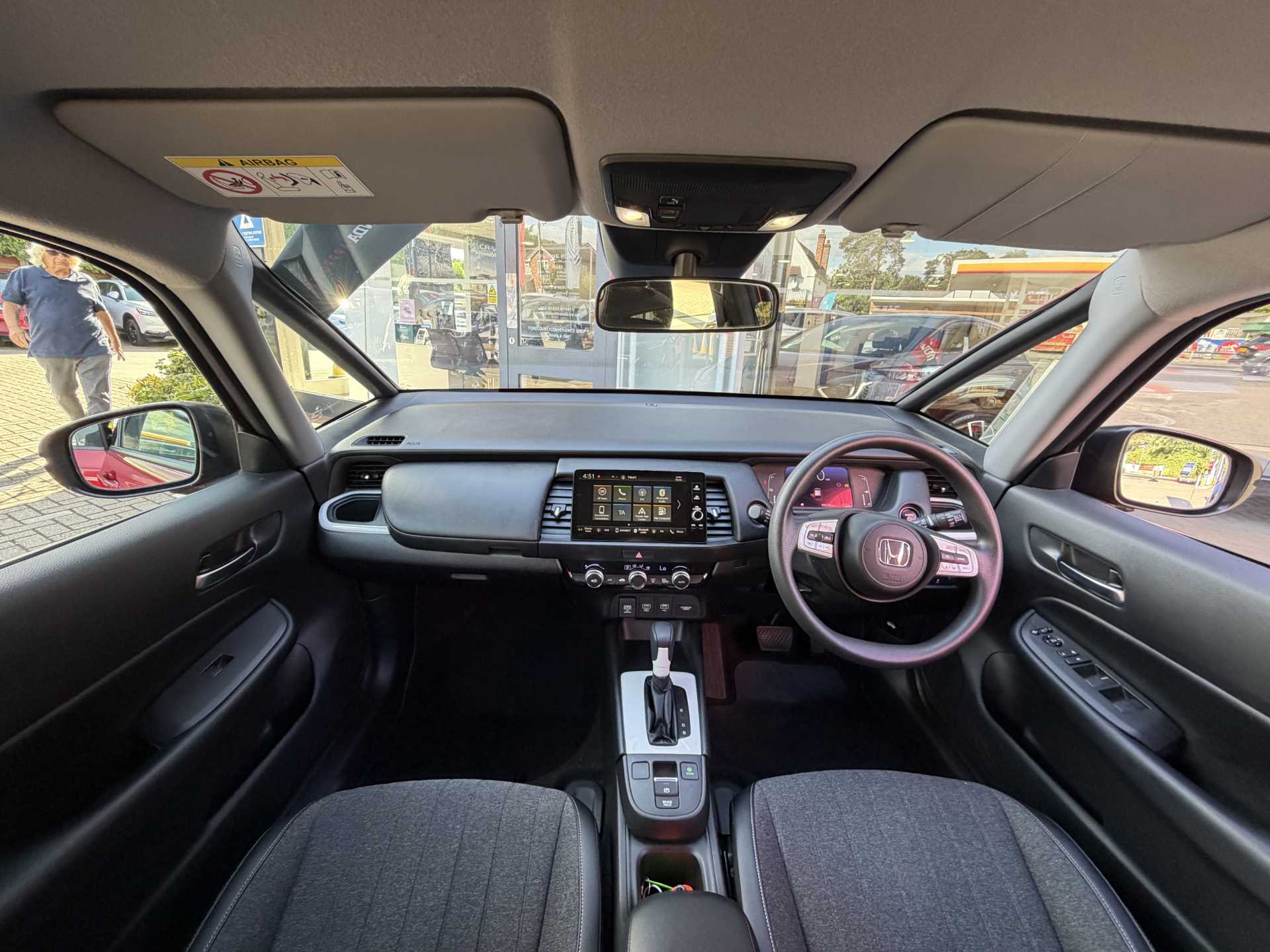 Honda Jazz 1.5 i-MMD Hybrid SR 5dr eCVT - Image 4