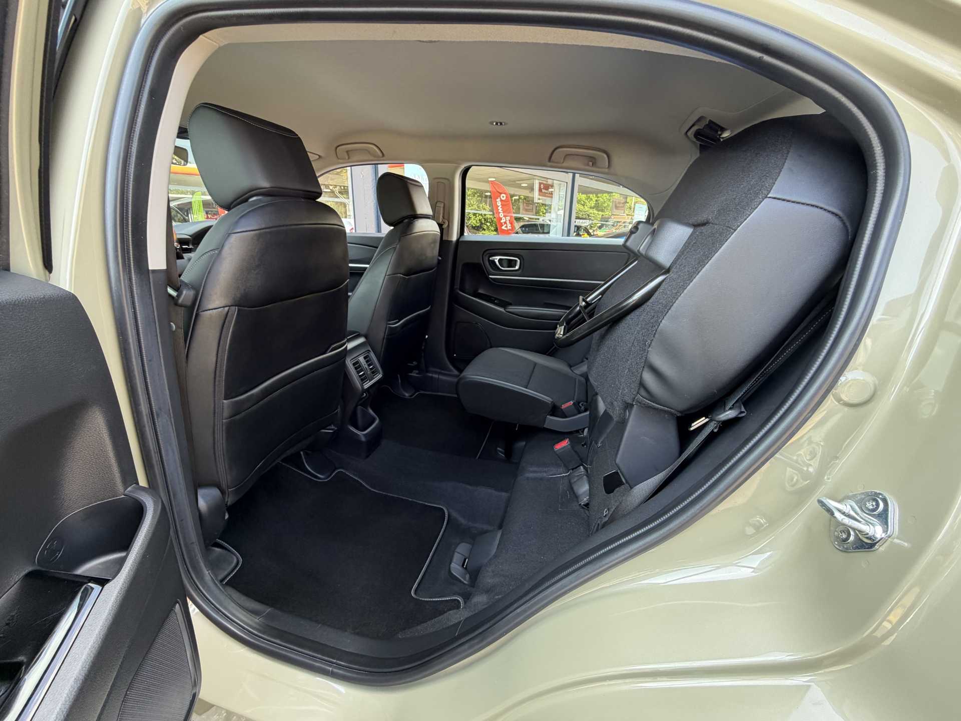 Honda HR-V 1.5 eHEV Advance 5dr CVT - Image 18