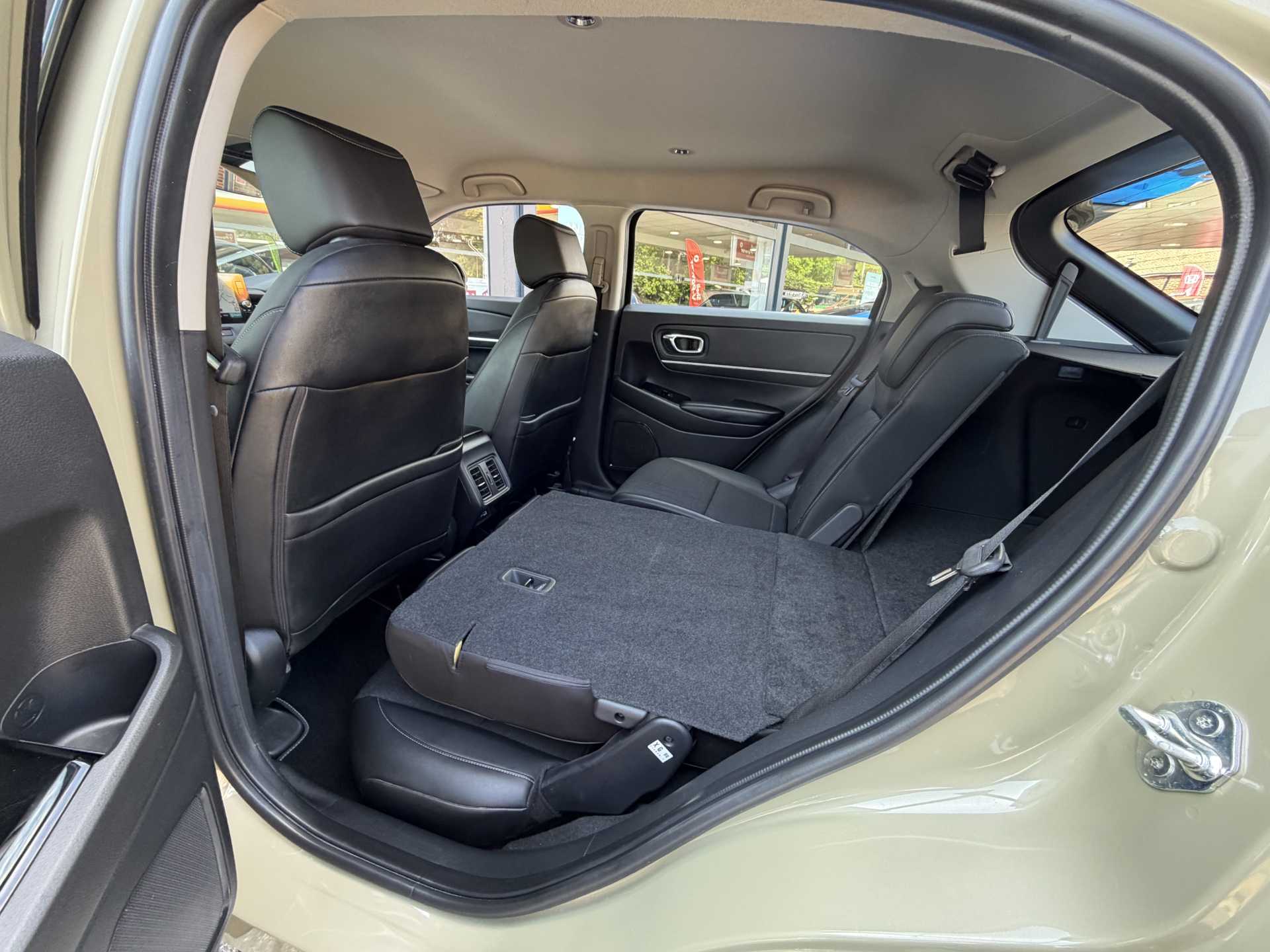 Honda HR-V 1.5 eHEV Advance 5dr CVT - Image 19