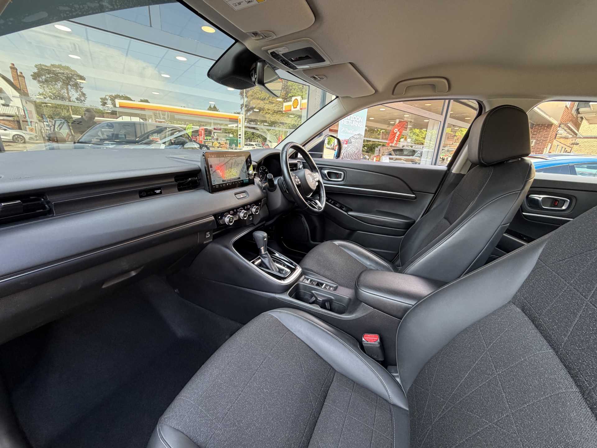 Honda HR-V 1.5 eHEV Advance 5dr CVT - Image 2