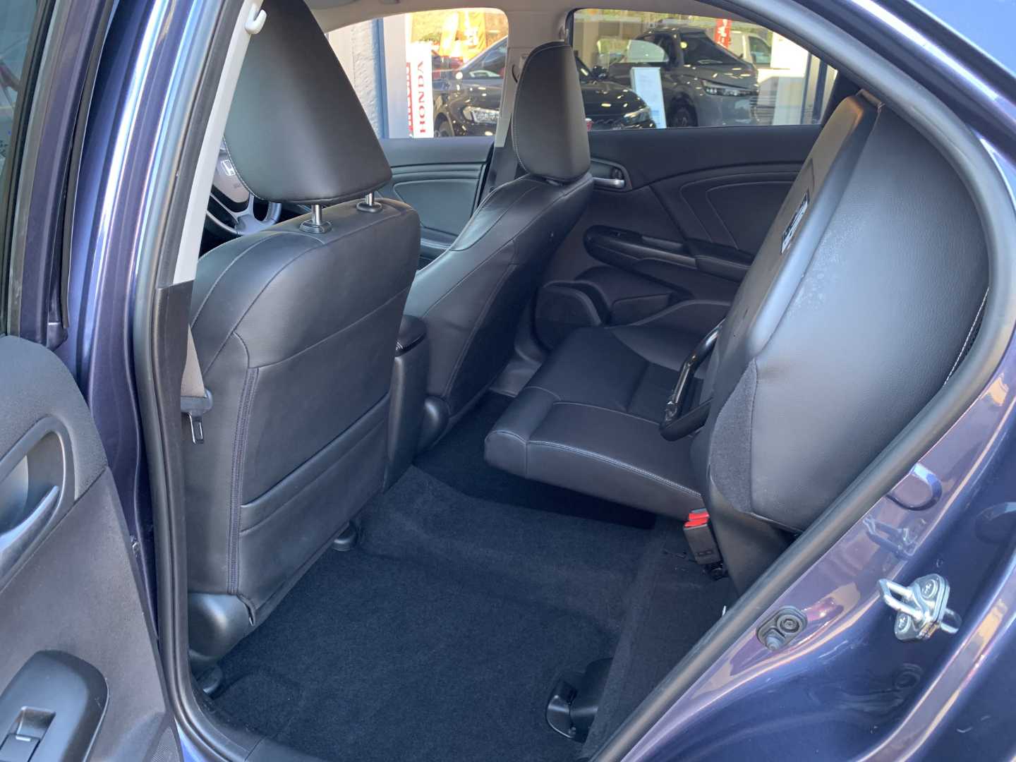 Honda CIVIC 1.8 i-VTEC SR 5dr Auto [DASP] - Image 19