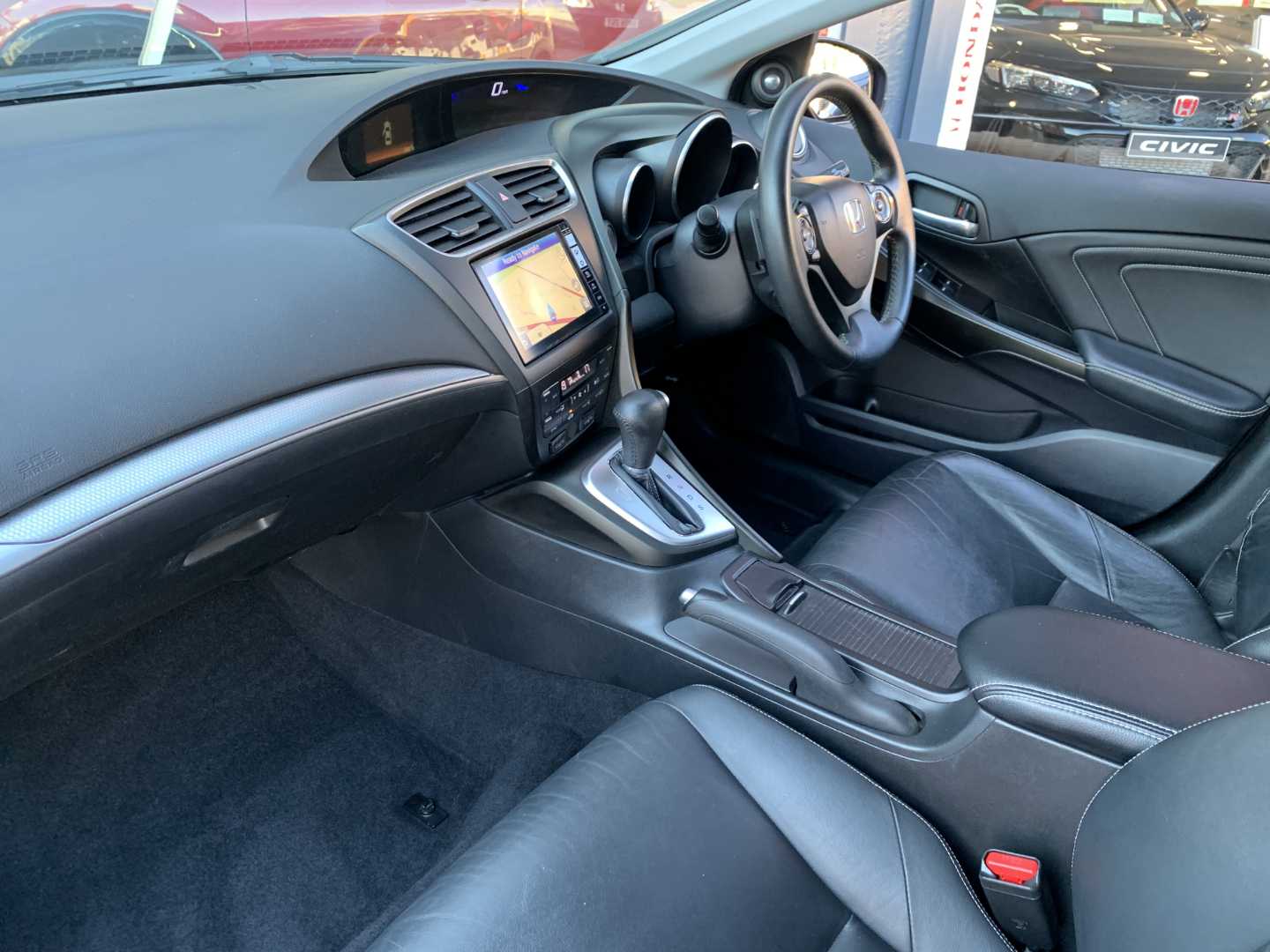 Honda CIVIC 1.8 i-VTEC SR 5dr Auto [DASP] - Image 2