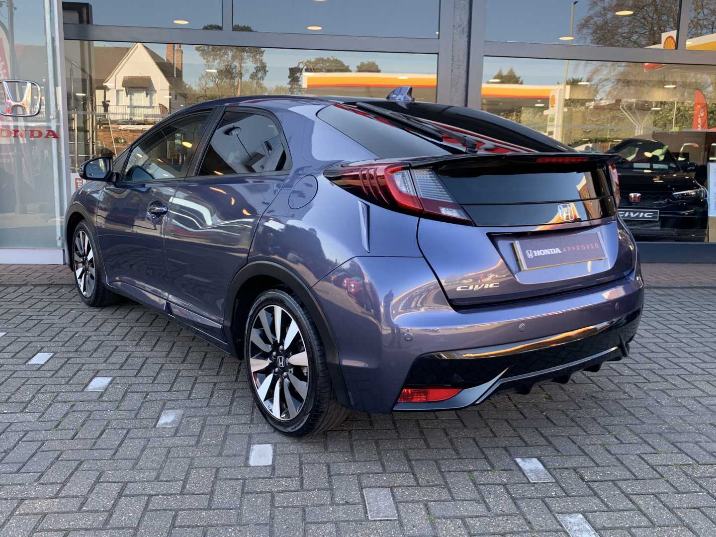 Honda CIVIC 1.8 i-VTEC SR 5dr Auto [DASP] - Image 3