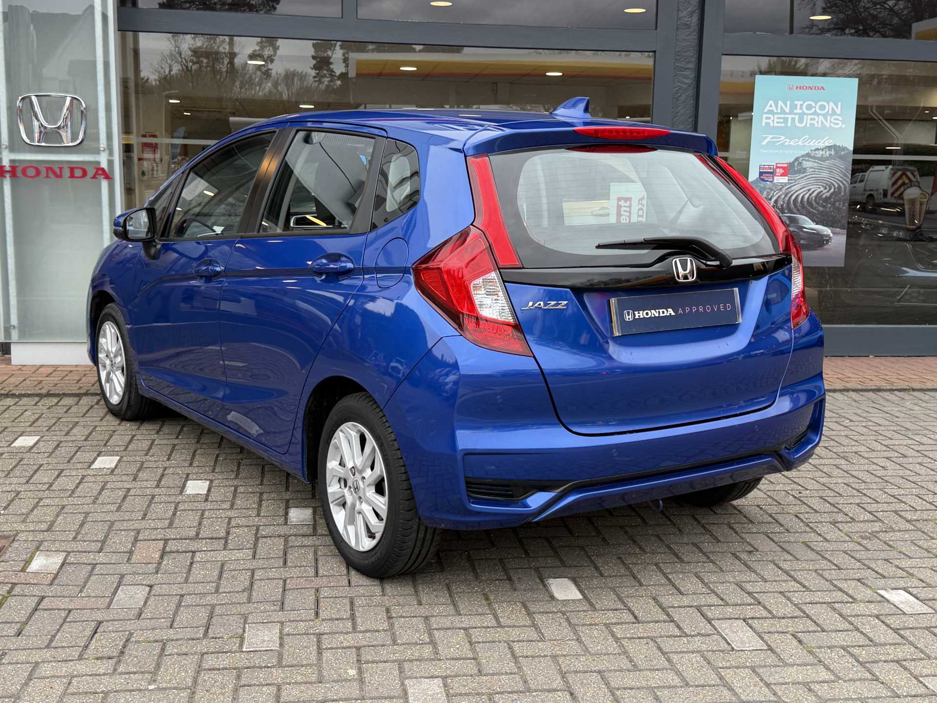Honda Jazz 1.3 i-VTEC SE Navi 5dr CVT - Image 3
