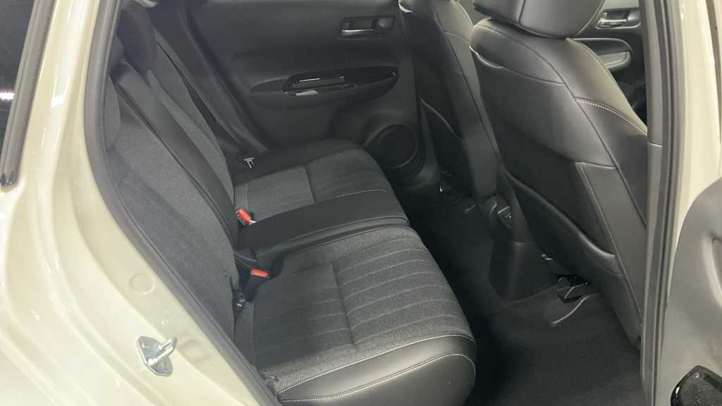 Honda JAZZ 1.5 i-MMD Hybrid EX 5dr eCVT - Image 8