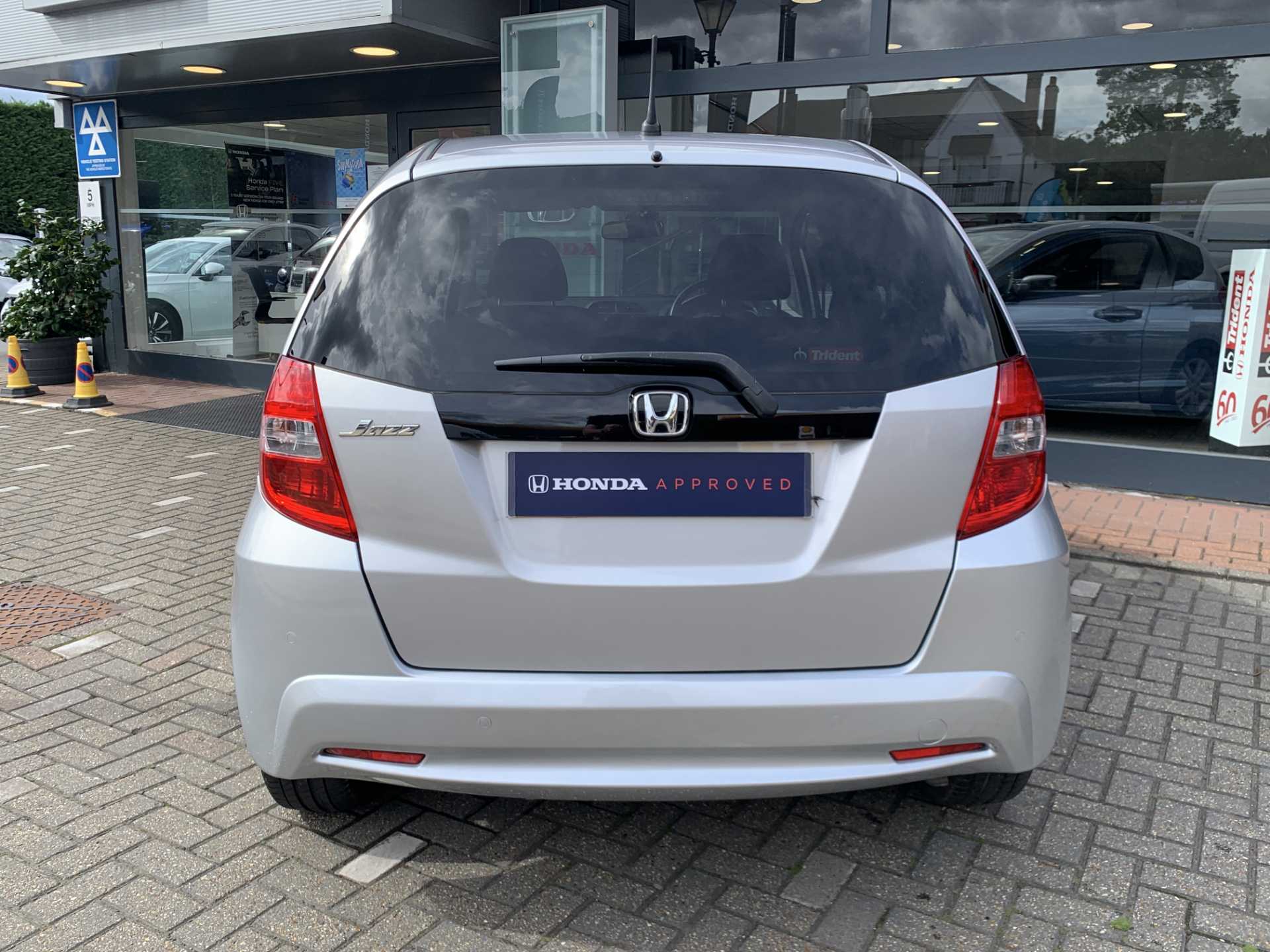 Honda Jazz 1.4 i-VTEC EX 5dr - Image 7