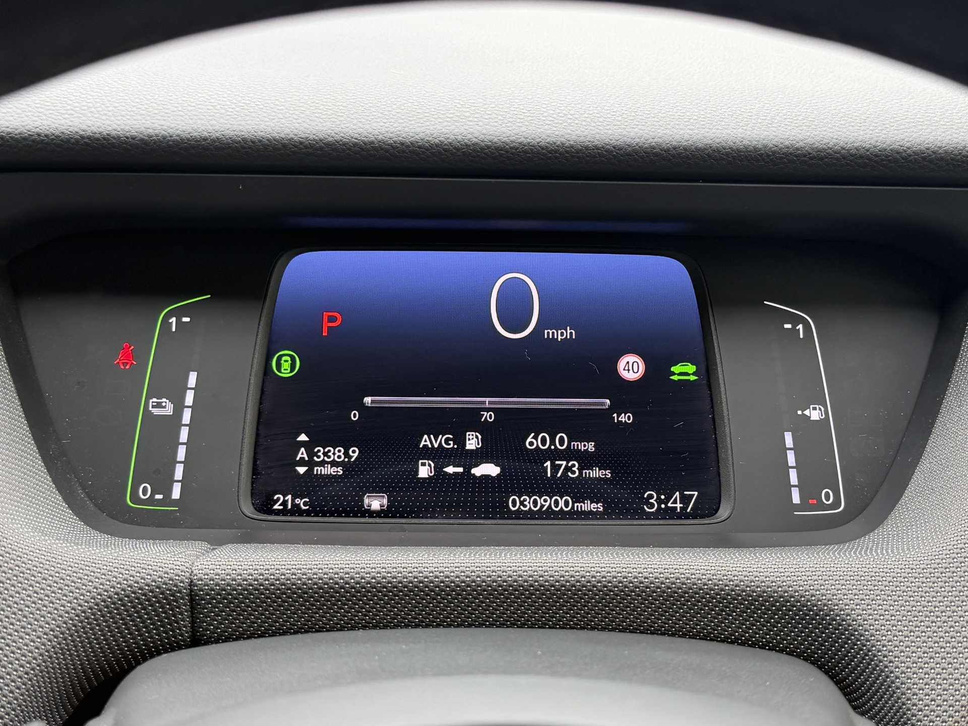 Honda Jazz 1.5 i-MMD Hybrid Crosstar EX 5dr eCVT — image 11