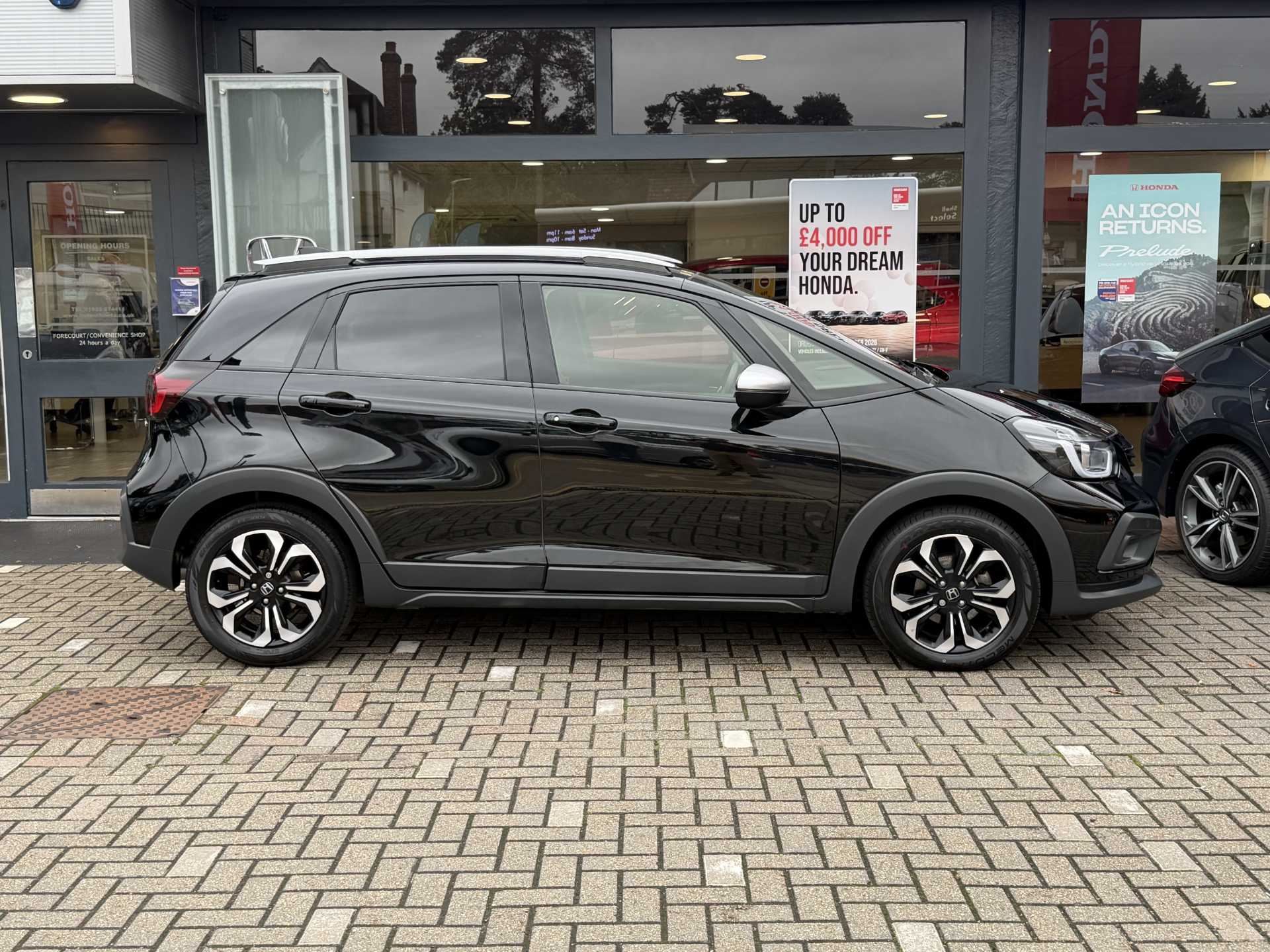 Honda Jazz 1.5 i-MMD Hybrid Crosstar EX 5dr eCVT — image 5
