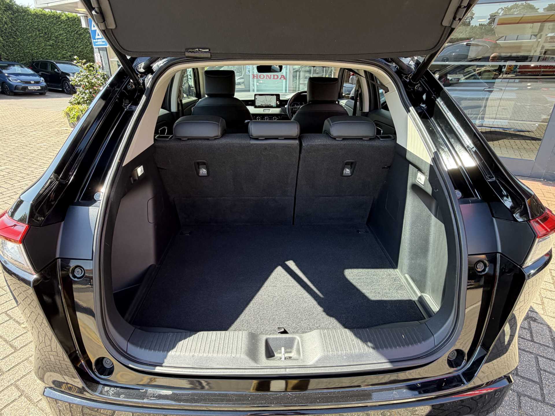 Honda HR-V 1.5 eHEV Advance 5dr CVT — image 13
