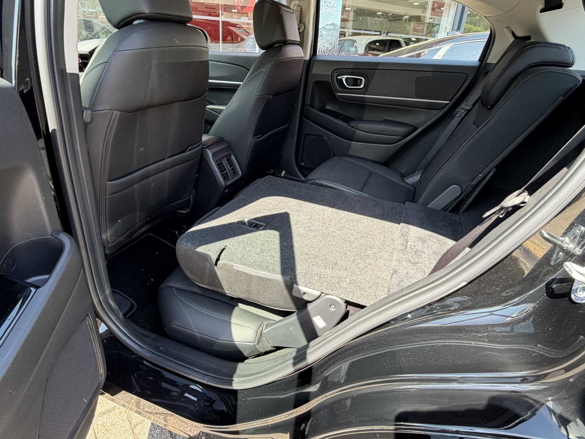 Honda HR-V 1.5 eHEV Advance 5dr CVT - Image 19