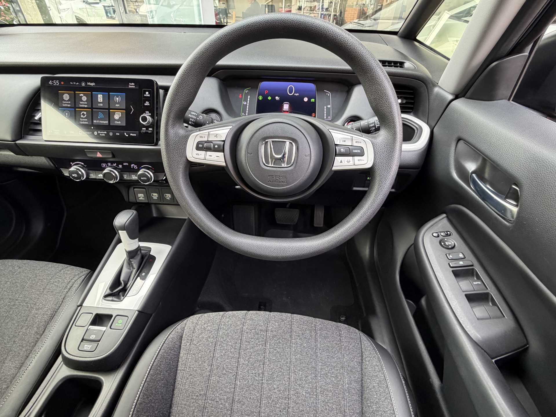 Honda Jazz 1.5 i-MMD Hybrid SR 5dr eCVT - Image 16