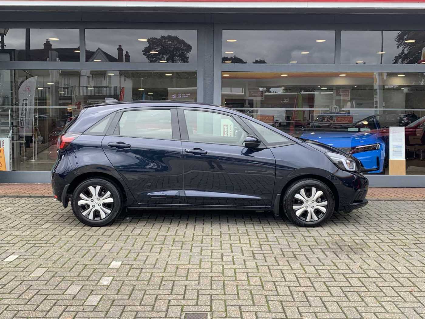 Honda Jazz 1.5 i-MMD Hybrid SR 5dr eCVT - Image 5
