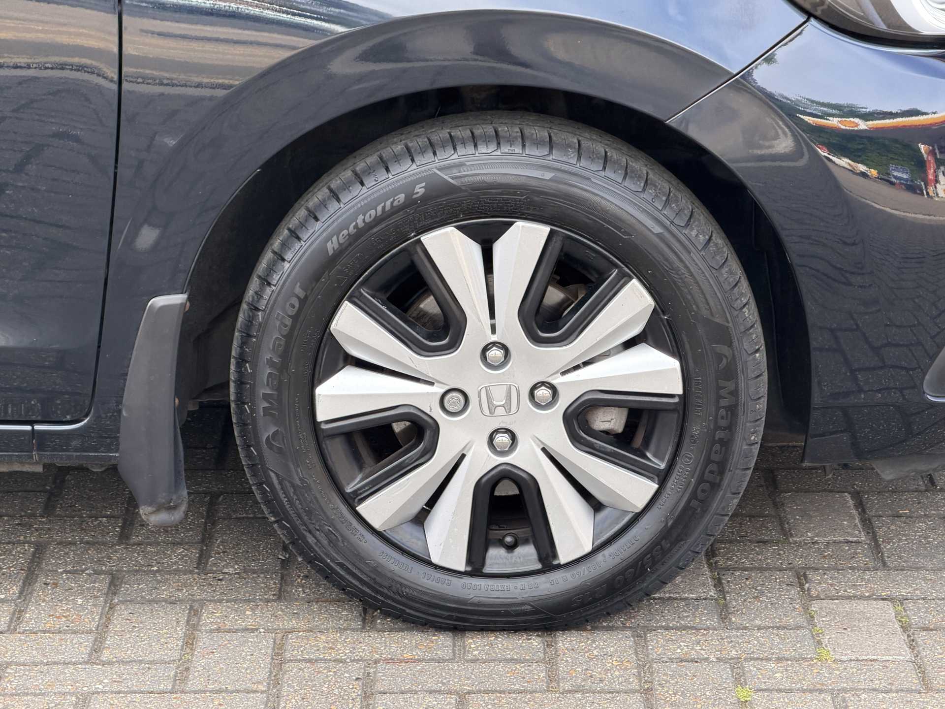 Honda Jazz 1.5 i-MMD Hybrid SR 5dr eCVT - Image 9