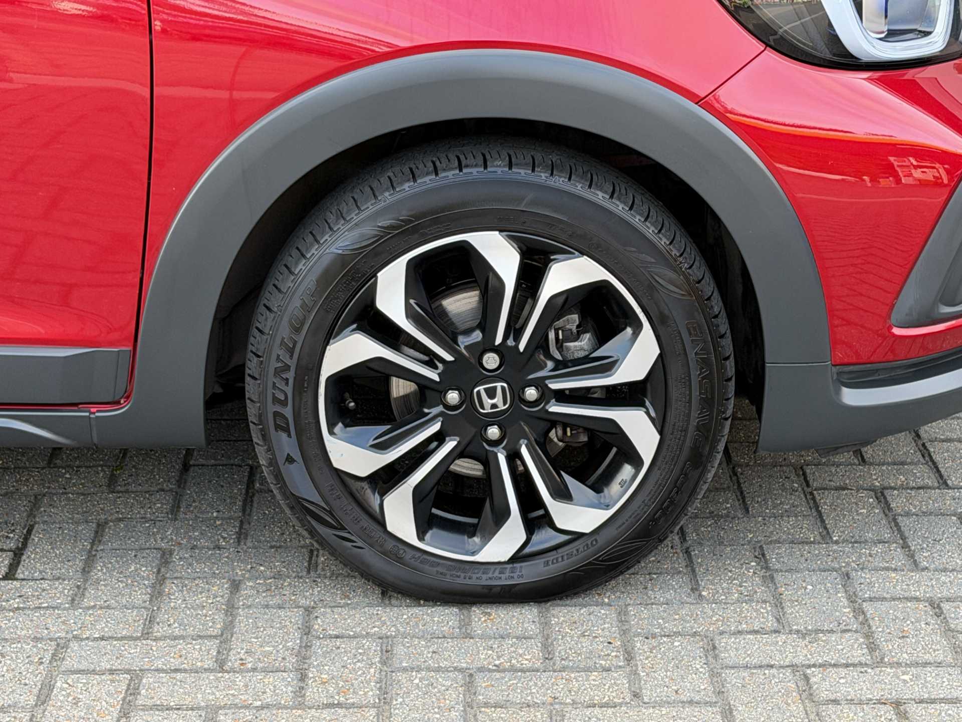 Honda Jazz 1.5 i-MMD Hybrid Crosstar EX 5dr eCVT - Image 9