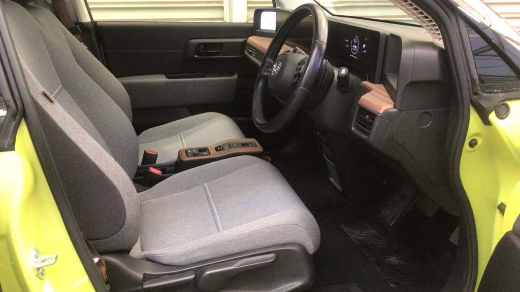 Honda e 113kW Advance 36kWh 5dr Auto - Image 2