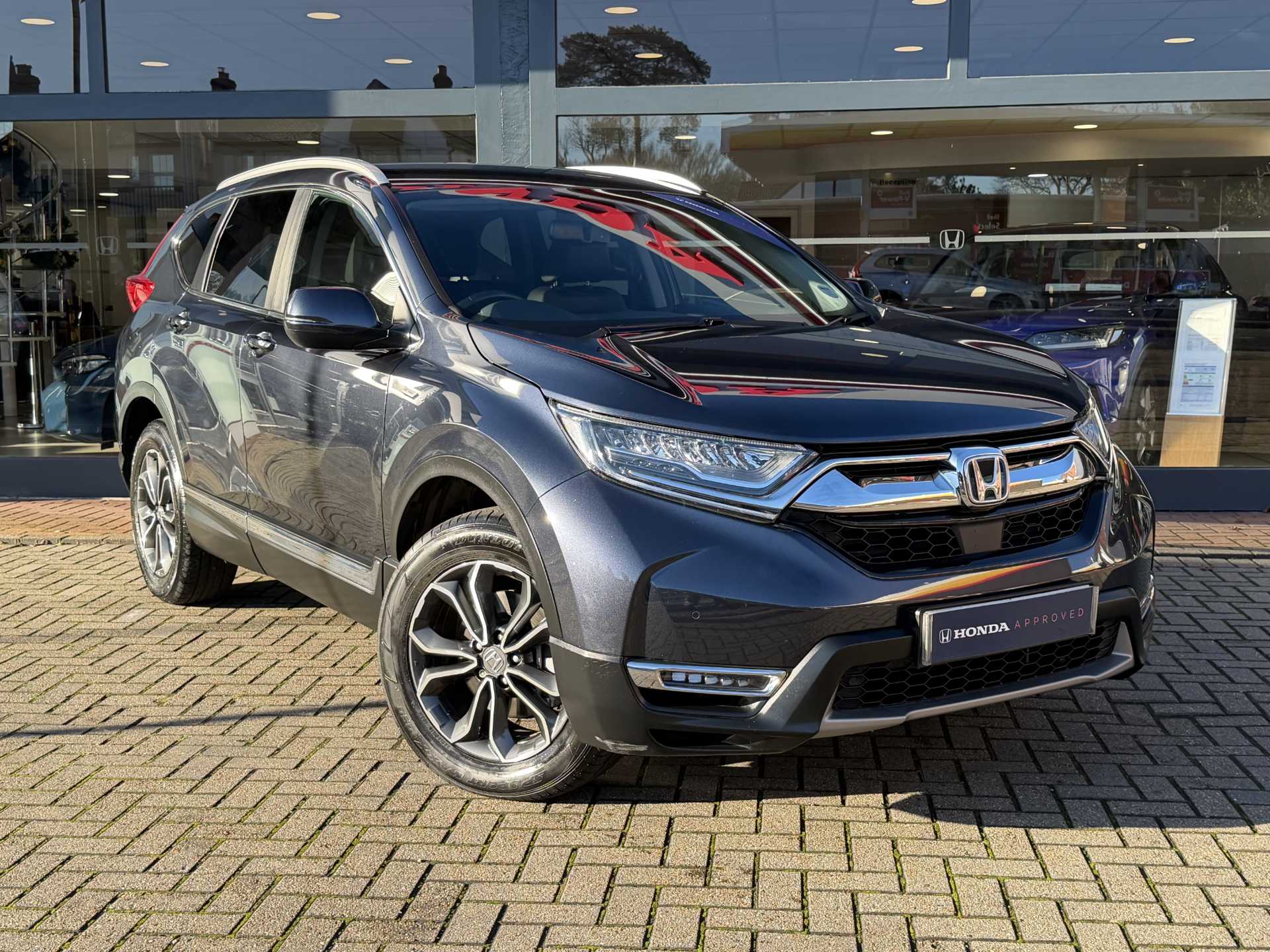Honda CR-V 2.0 i-MMD Hybrid SR 5dr eCVT - Image 1