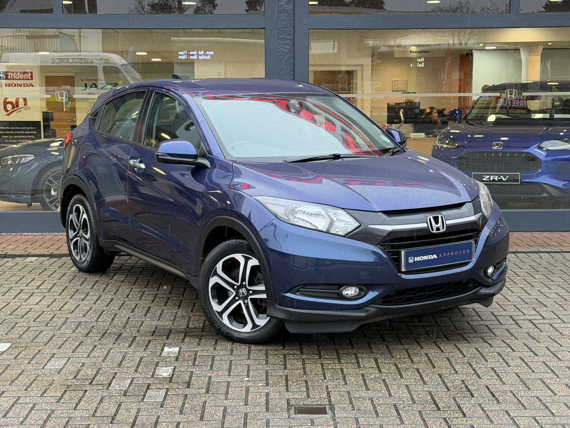 Honda HR-V 1.5 i-VTEC SE 5dr - Image 1