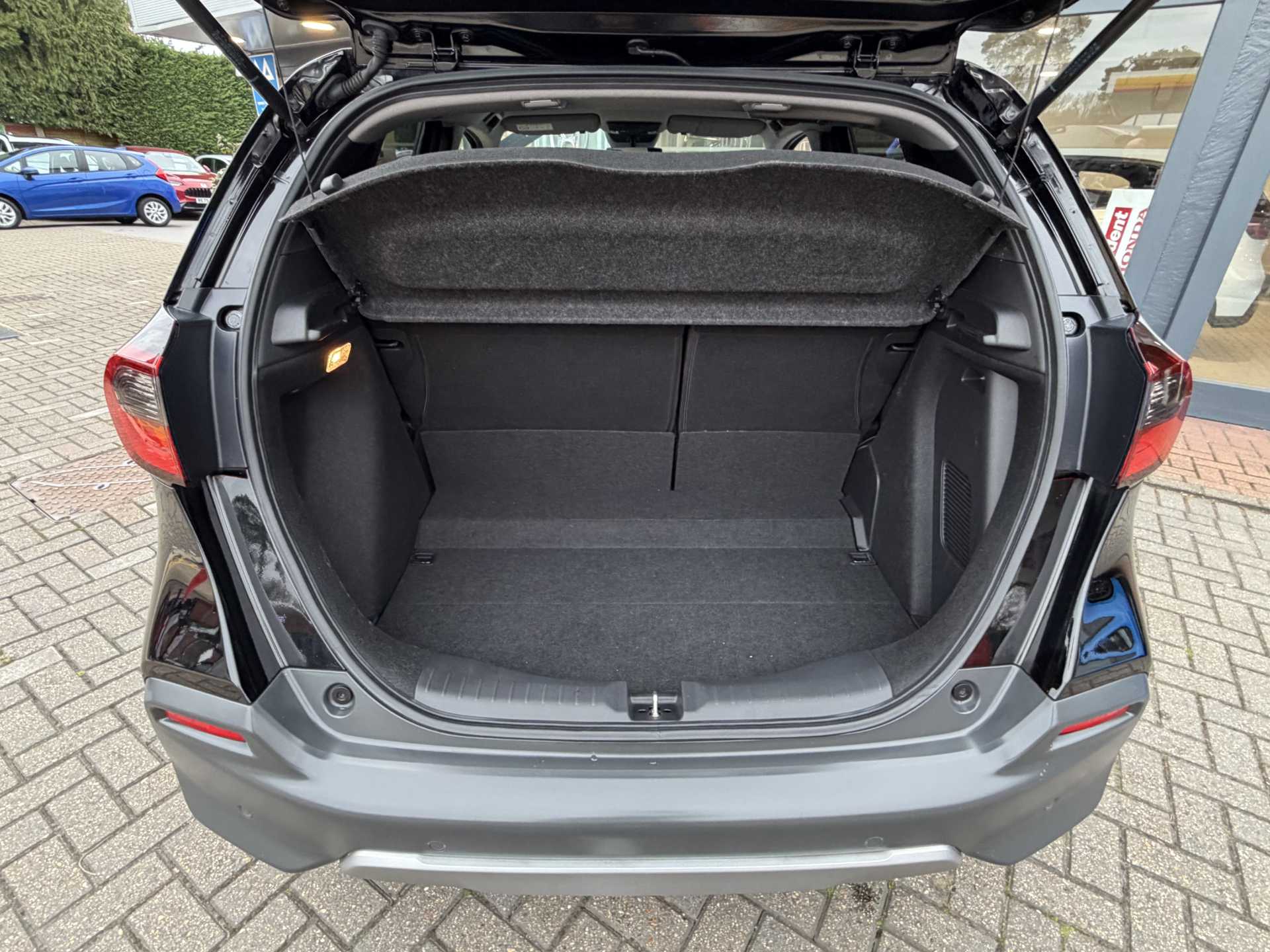 Honda Jazz 1.5 i-MMD Hybrid Crosstar Advance 5dr eCVT - Image 13