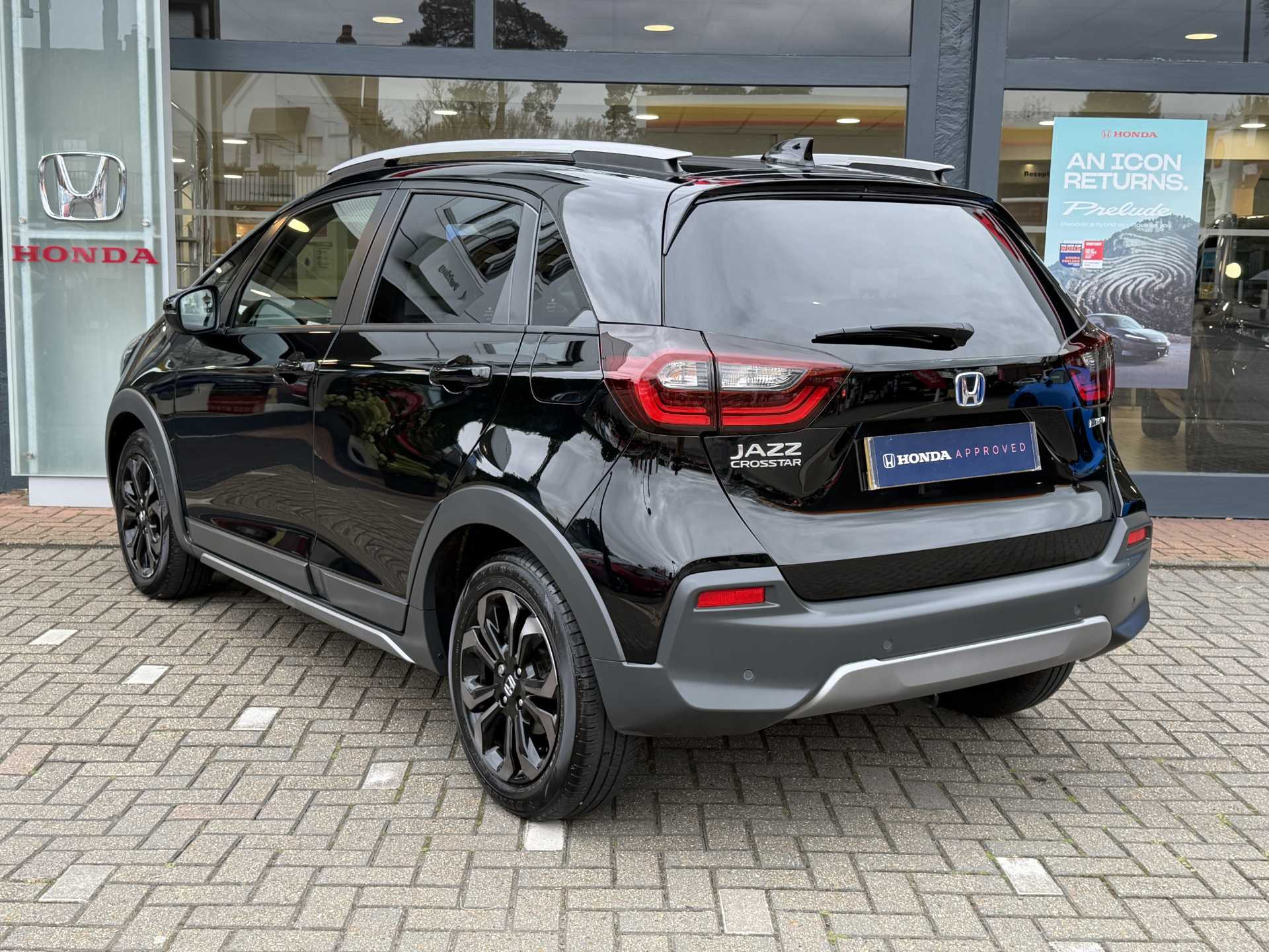 Honda Jazz 1.5 i-MMD Hybrid Crosstar Advance 5dr eCVT - Image 3