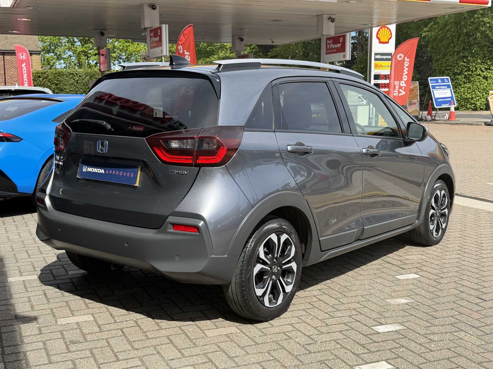 Honda Jazz 1.5 i-MMD Hybrid Crosstar EX 5dr eCVT - Image 12