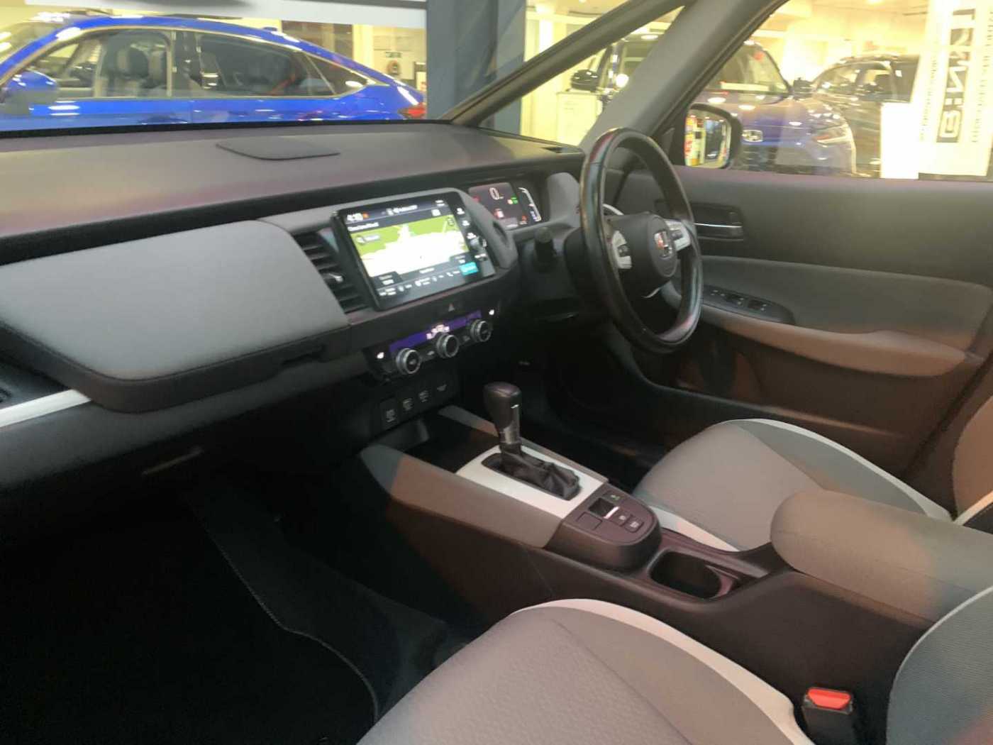 Honda Jazz 1.5 i-MMD Hybrid Crosstar EX 5dr eCVT - Image 2