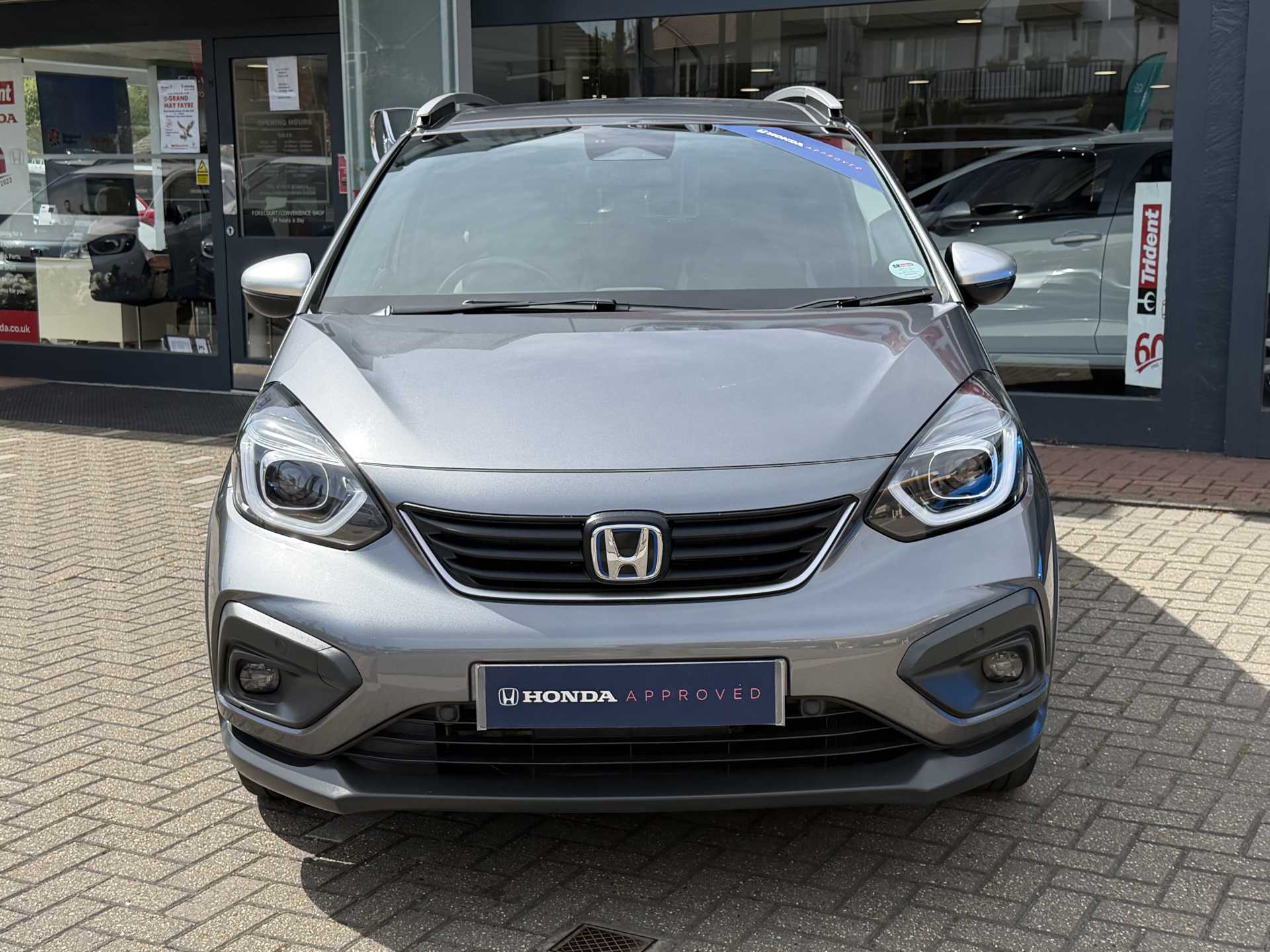 Honda Jazz 1.5 i-MMD Hybrid Crosstar EX 5dr eCVT - Image 6