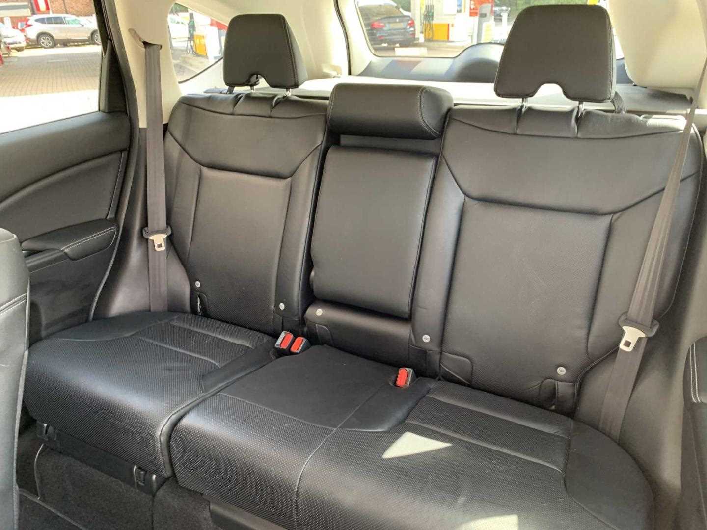 Honda CR-V 2.0 i-VTEC EX 5dr Auto - Image 8