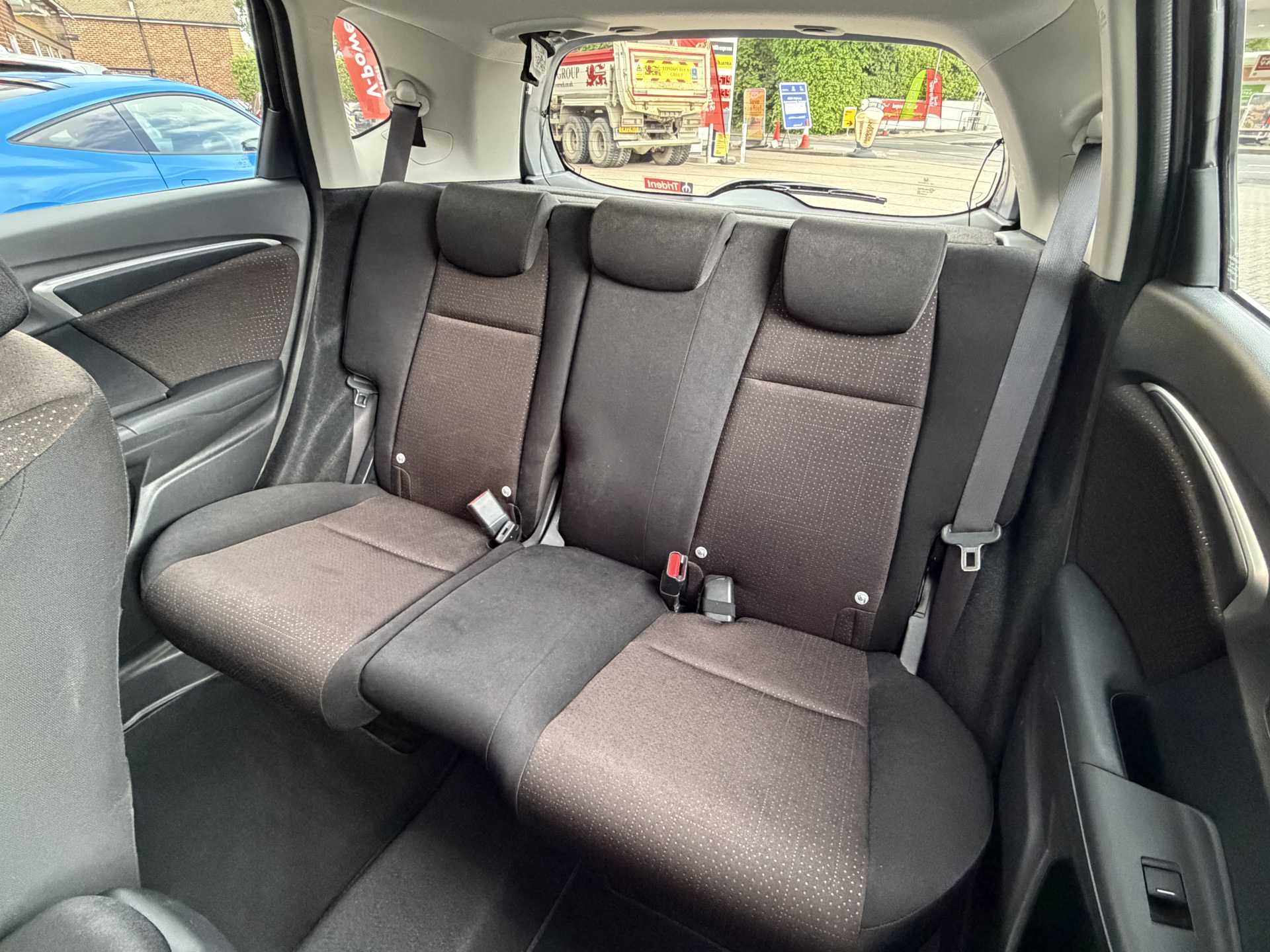 Honda Jazz 1.3 EX 5dr CVT - Image 8