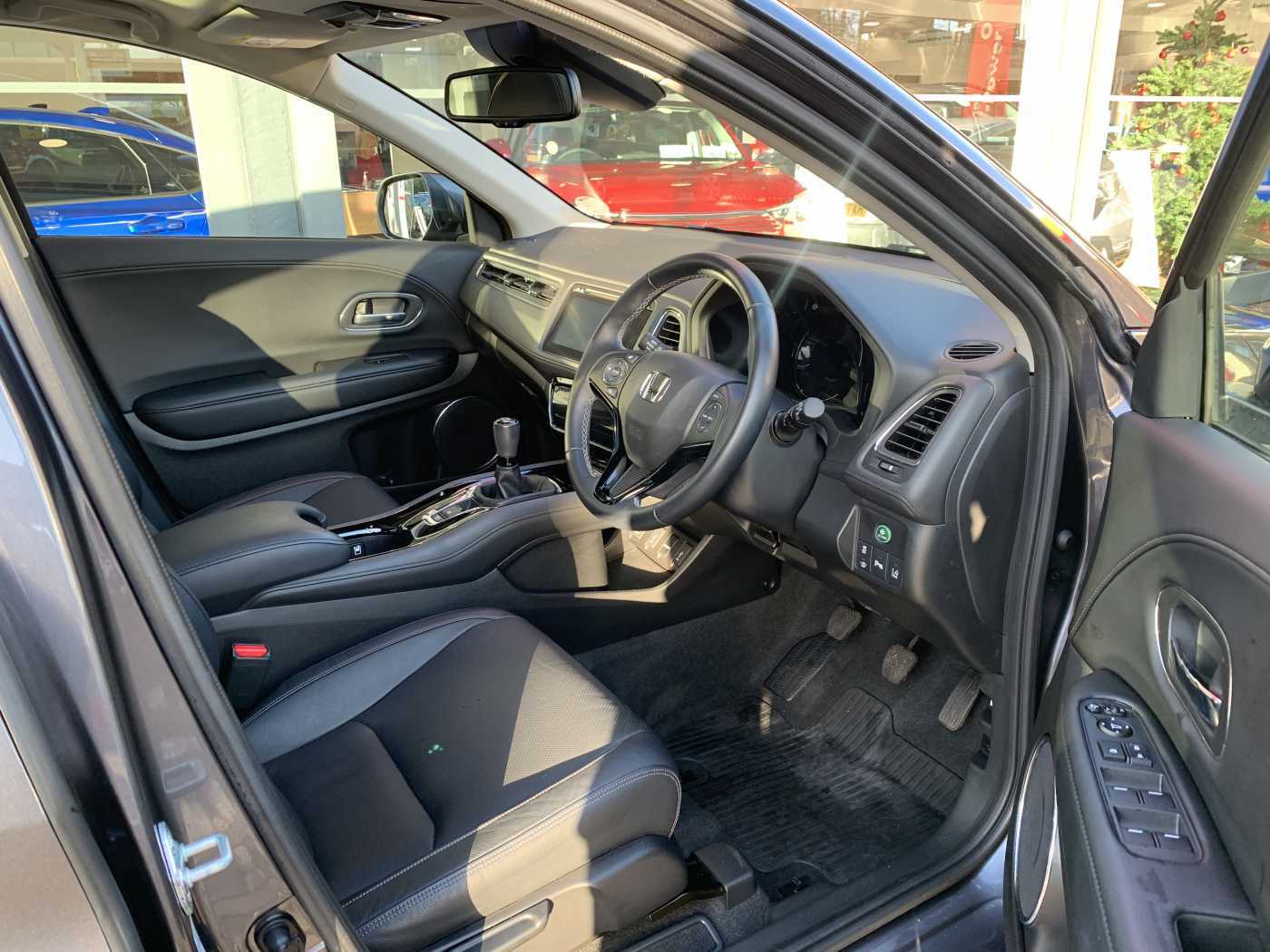 Honda HR-V 1.5 i-VTEC EX 5dr - Image 15