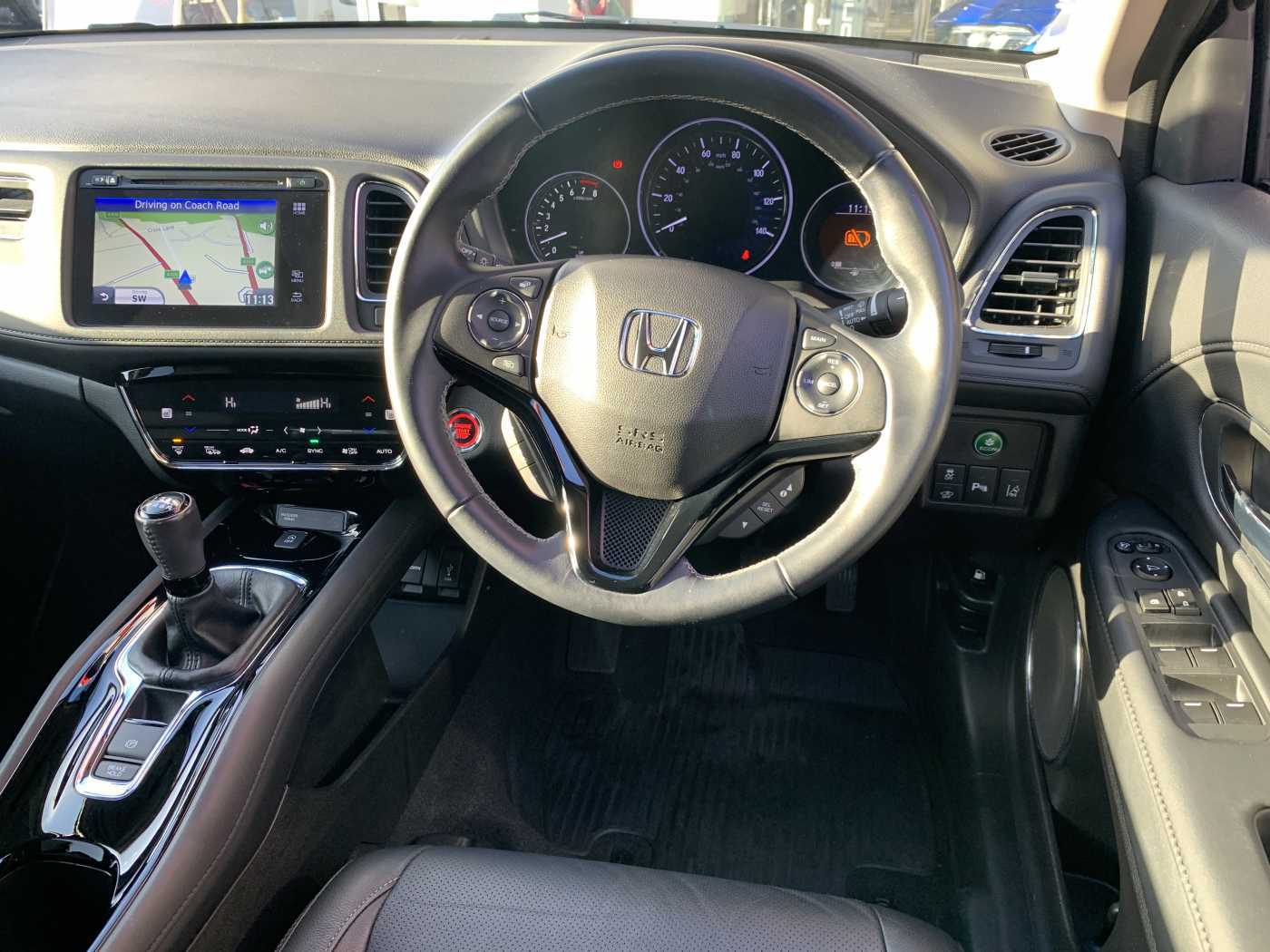 Honda HR-V 1.5 i-VTEC EX 5dr - Image 18