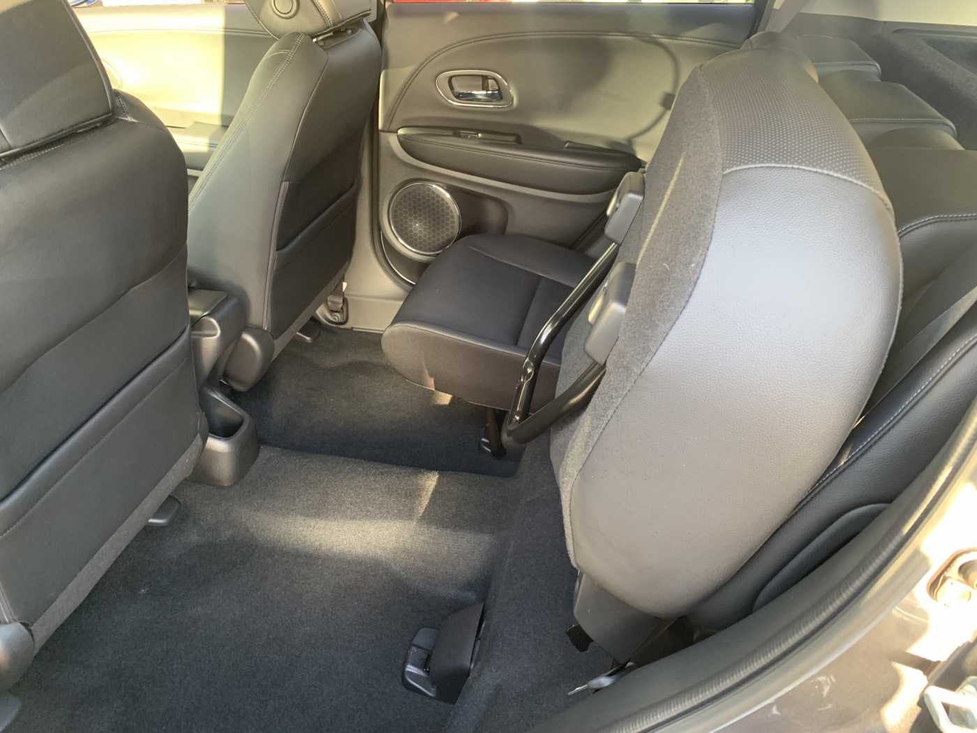 Honda HR-V 1.5 i-VTEC EX 5dr - Image 19