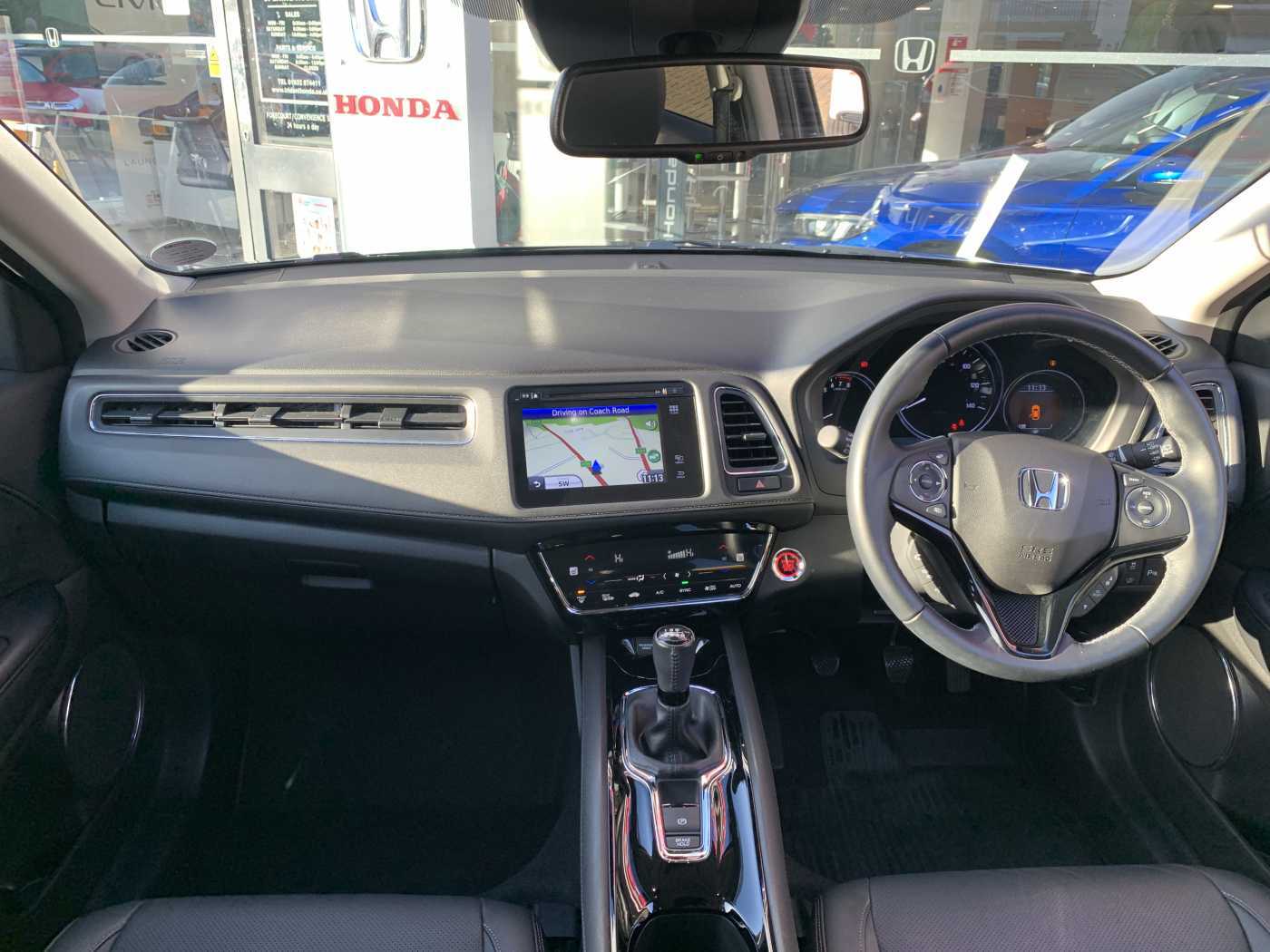 Honda HR-V 1.5 i-VTEC EX 5dr - Image 4