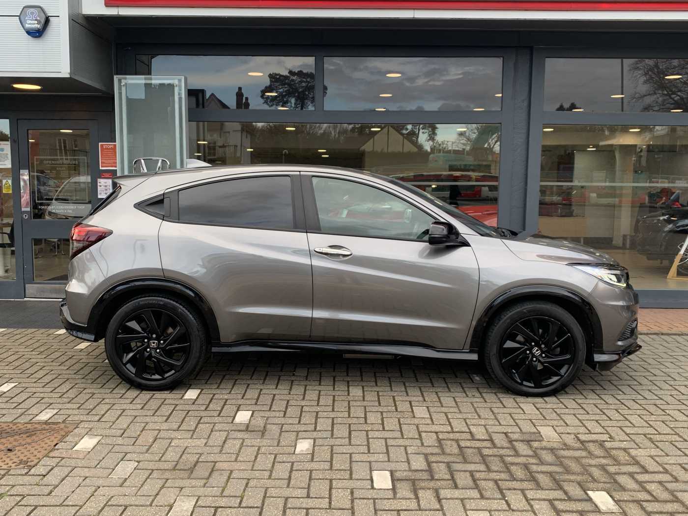 Honda HR-V 1.5 i-VTEC Turbo Sport CVT 5dr - Image 5
