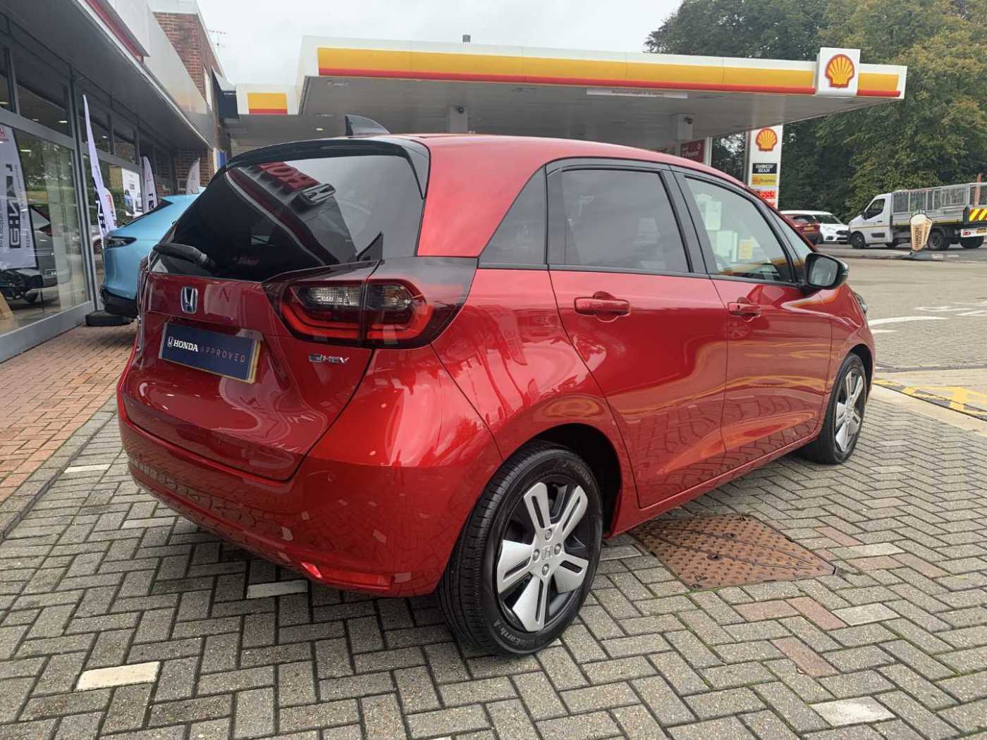 Honda Jazz 1.5 i-MMD Hybrid EX 5dr eCVT — image 12