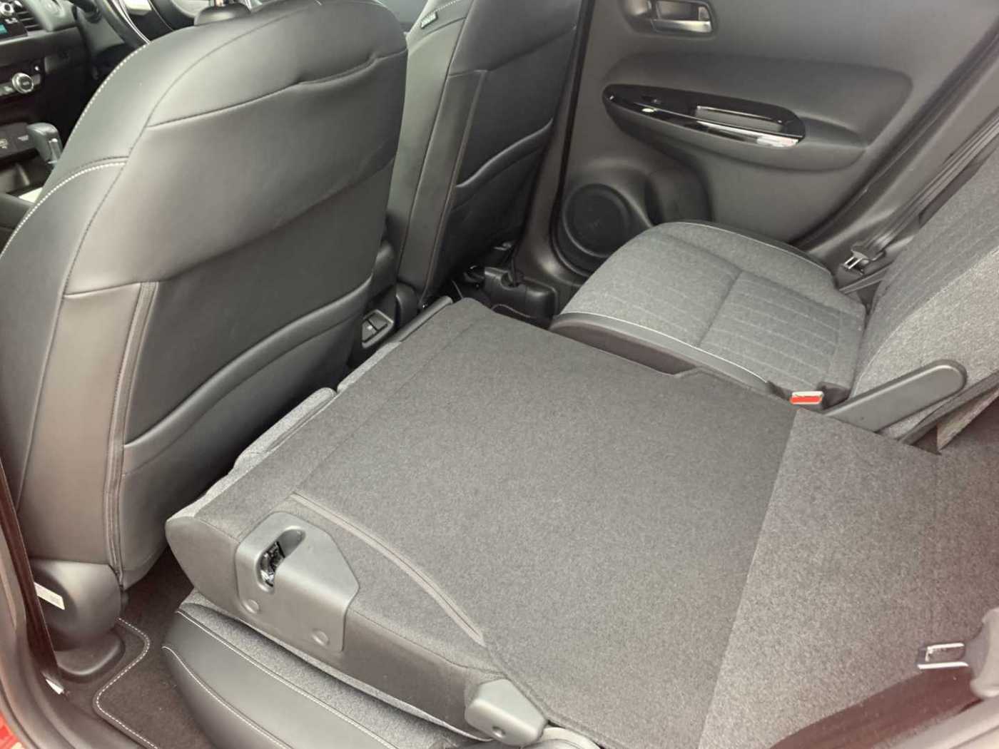 Honda Jazz 1.5 i-MMD Hybrid EX 5dr eCVT — image 19