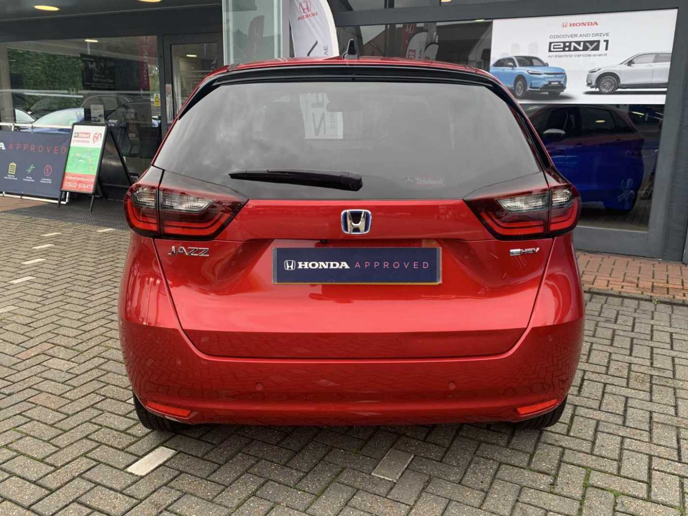 Honda Jazz 1.5 i-MMD Hybrid EX 5dr eCVT — image 7