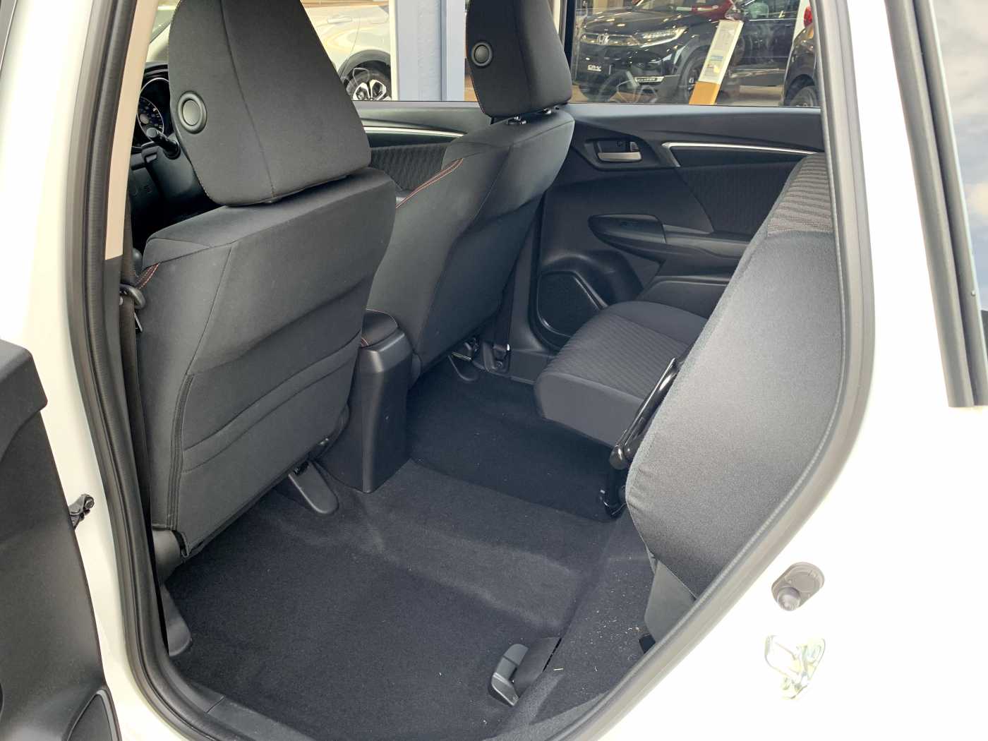 Honda Jazz 1.5 i-VTEC Sport 5dr Navi CVT - Image 18