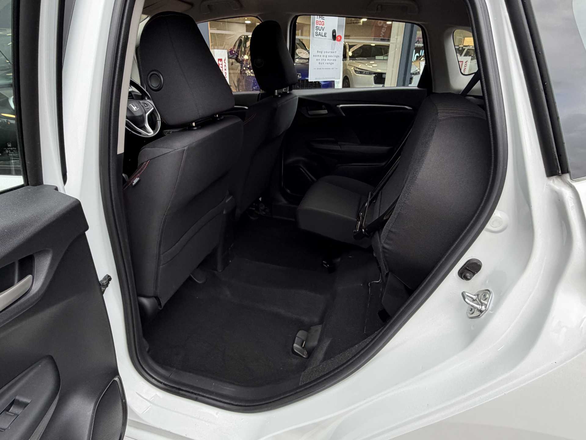 Honda Jazz 1.5 i-VTEC Sport 5dr Navi CVT - Image 18