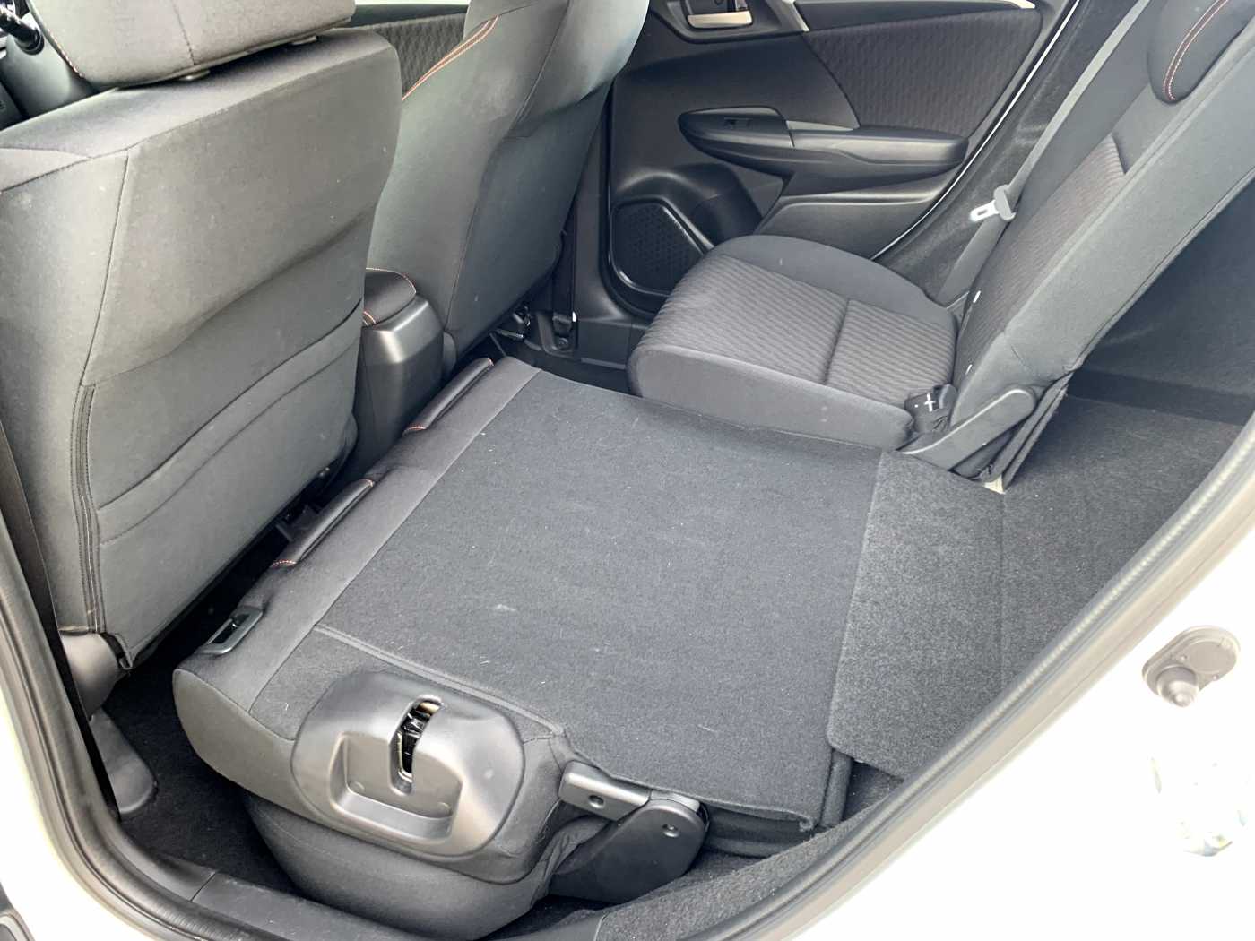 Honda Jazz 1.5 i-VTEC Sport 5dr Navi CVT - Image 19