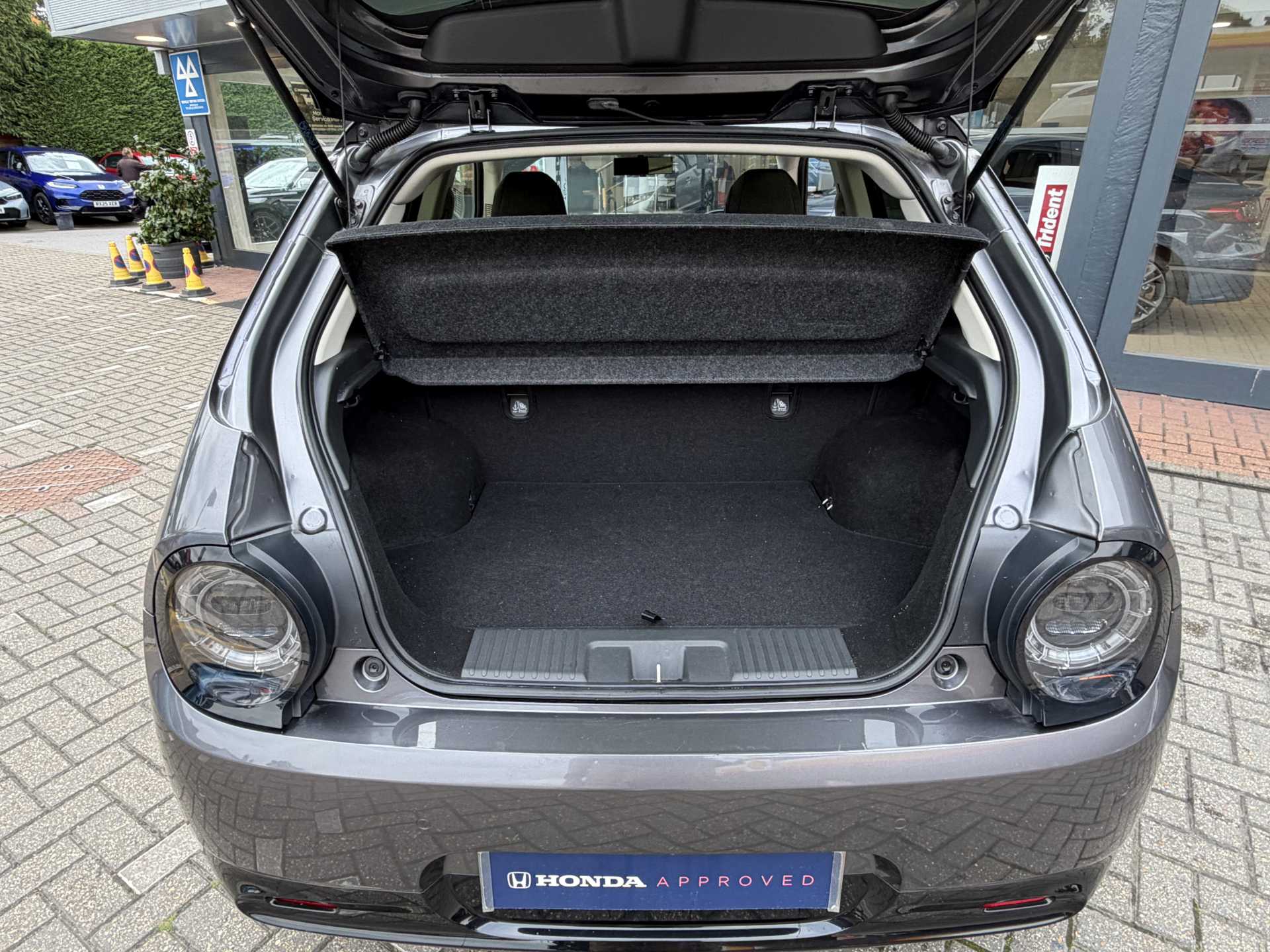 Honda e 113kW Advance 36kWh 5dr Auto - Image 13
