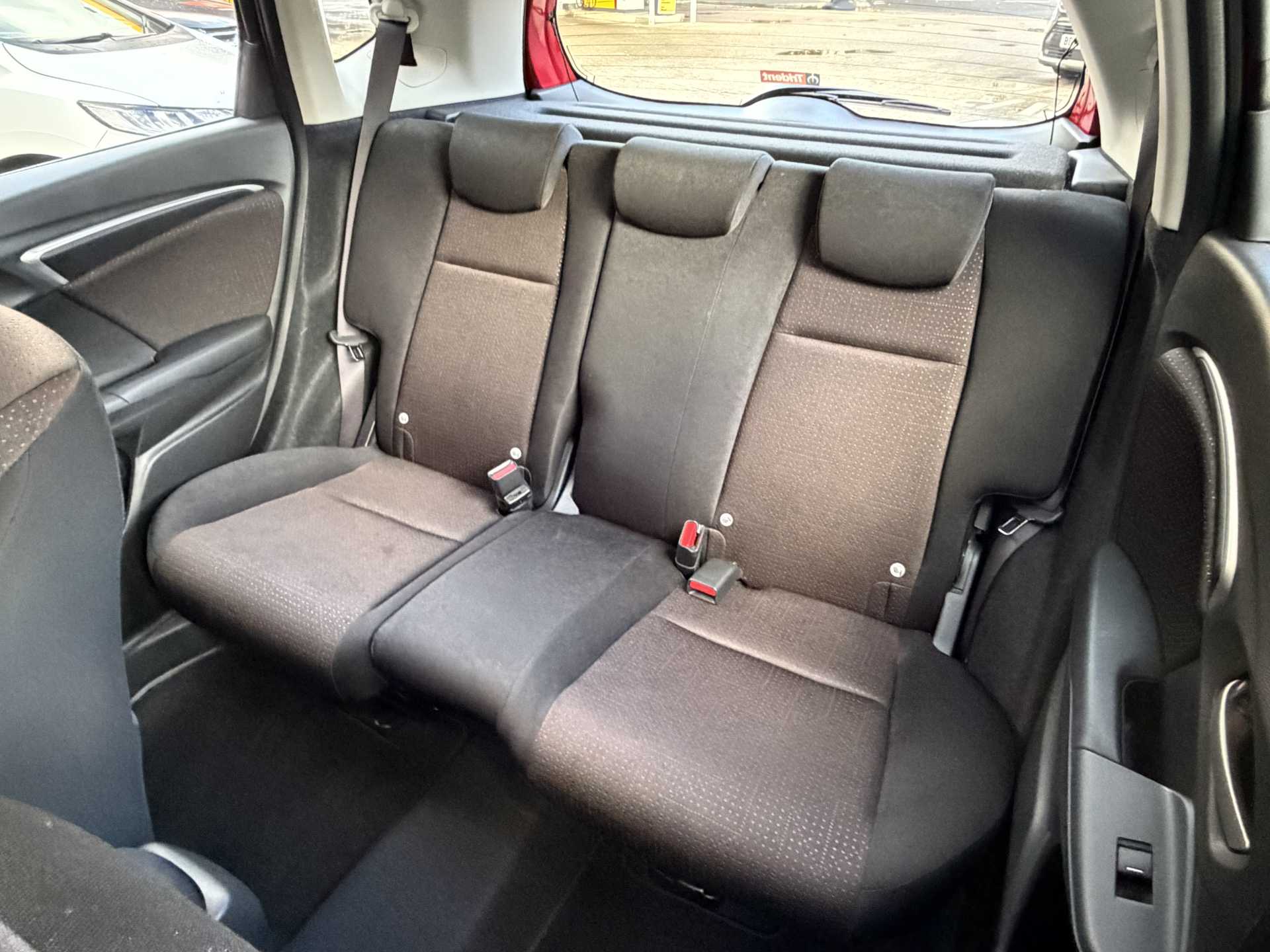 Honda Jazz 1.3 EX Navi 5dr CVT - Image 8