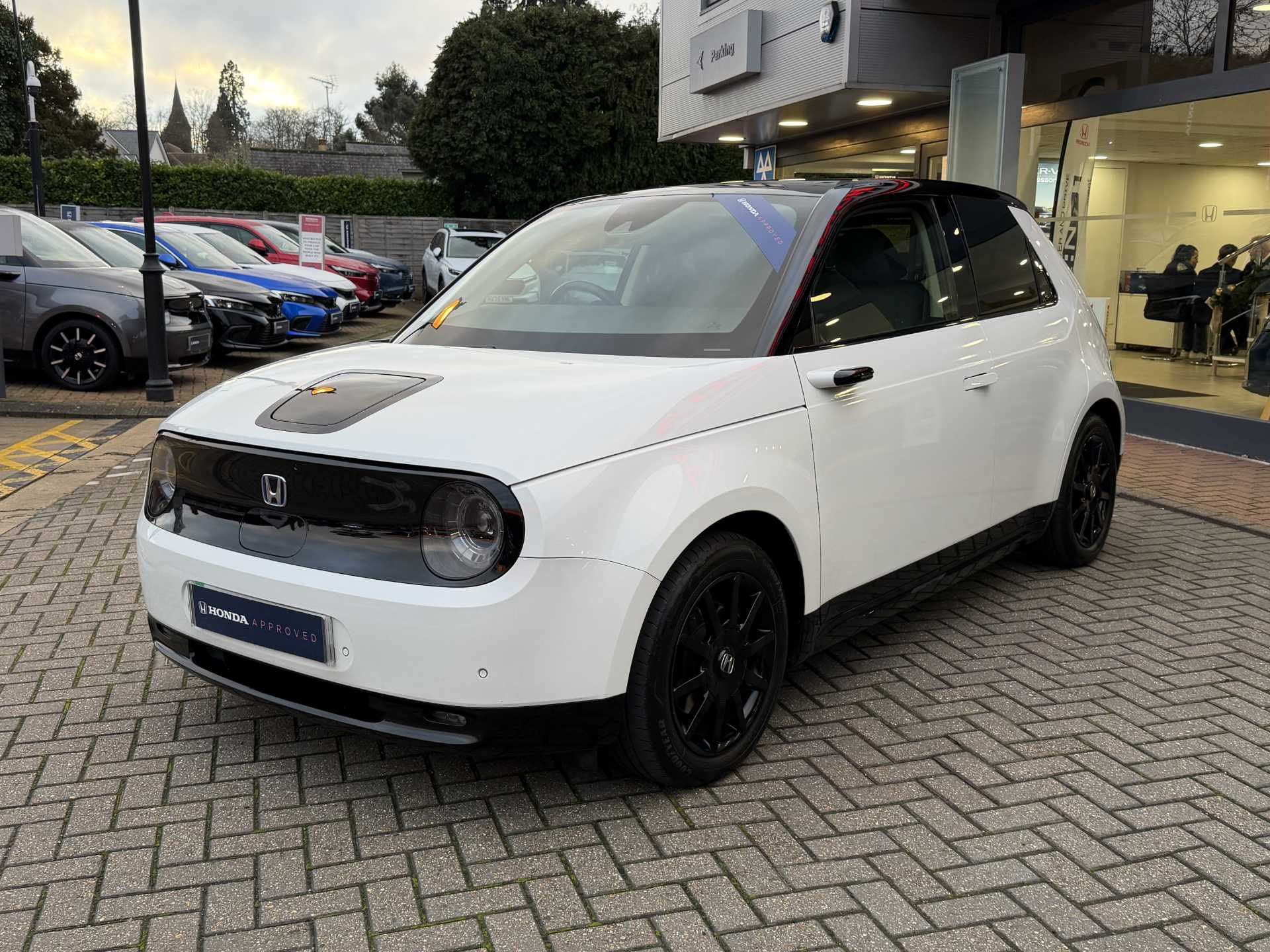 Honda e 100kW 36kWh 5dr Auto - Image 10