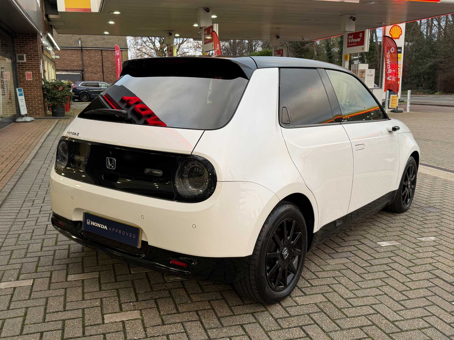 Honda e 100kW 36kWh 5dr Auto - Image 12
