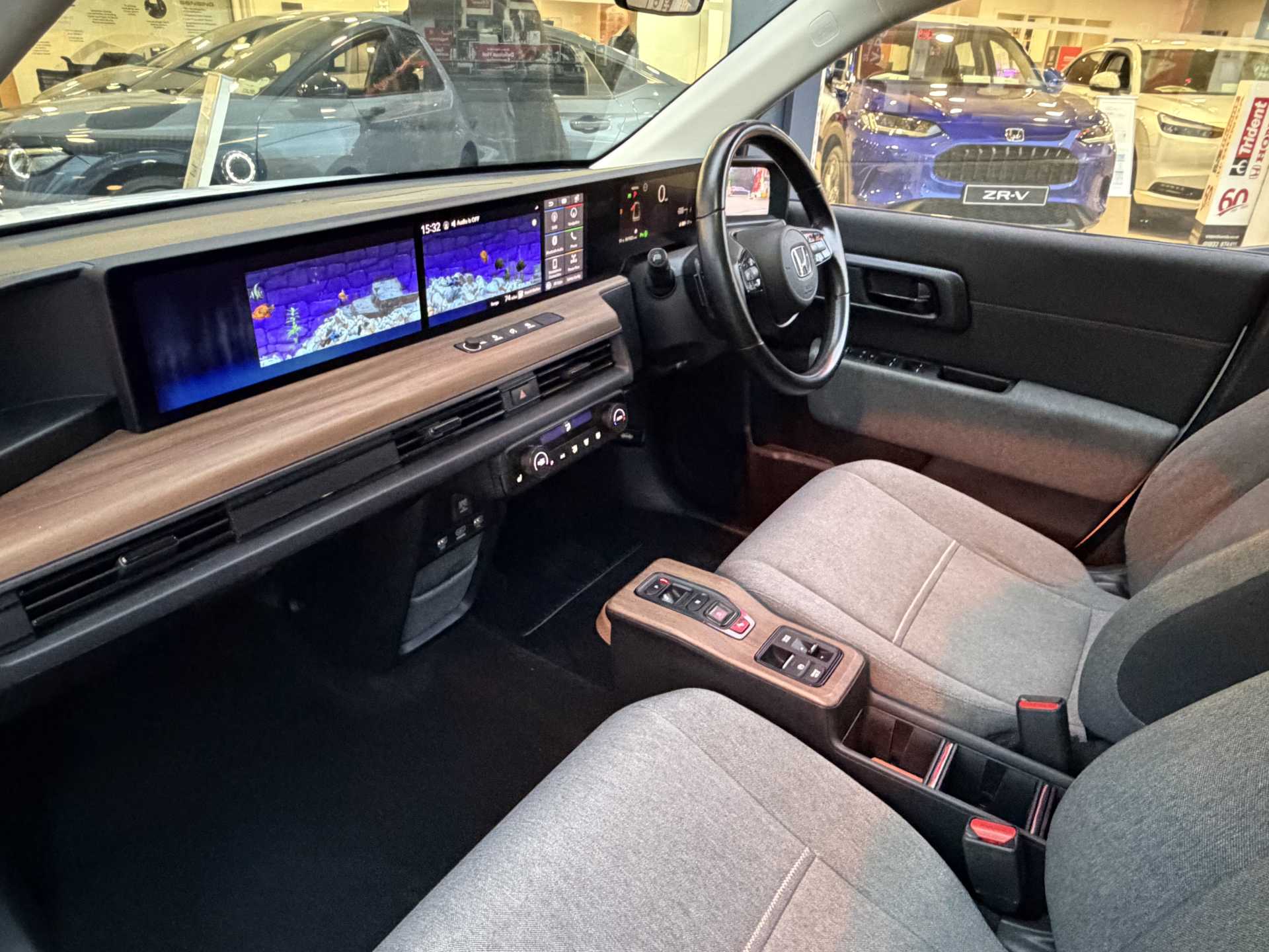 Honda e 100kW 36kWh 5dr Auto - Image 2