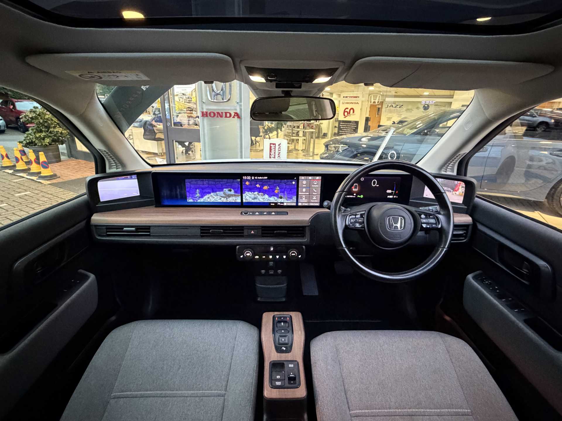 Honda e 100kW 36kWh 5dr Auto - Image 4