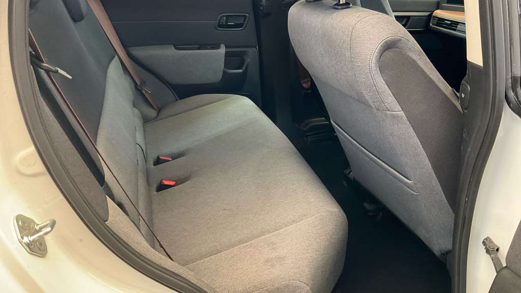 Honda e 100kW 36kWh 5dr Auto - Image 8