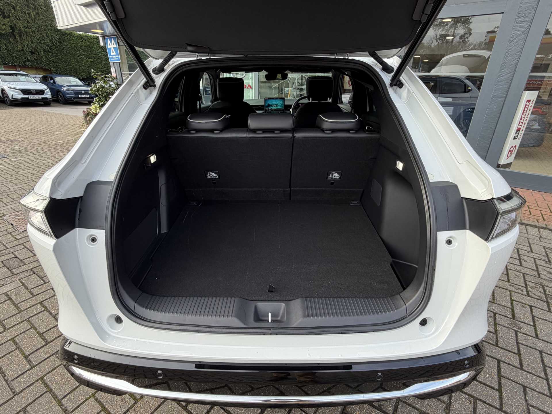 Honda e-Ny1 150kW Advance 69kWh 5dr Auto - Image 13